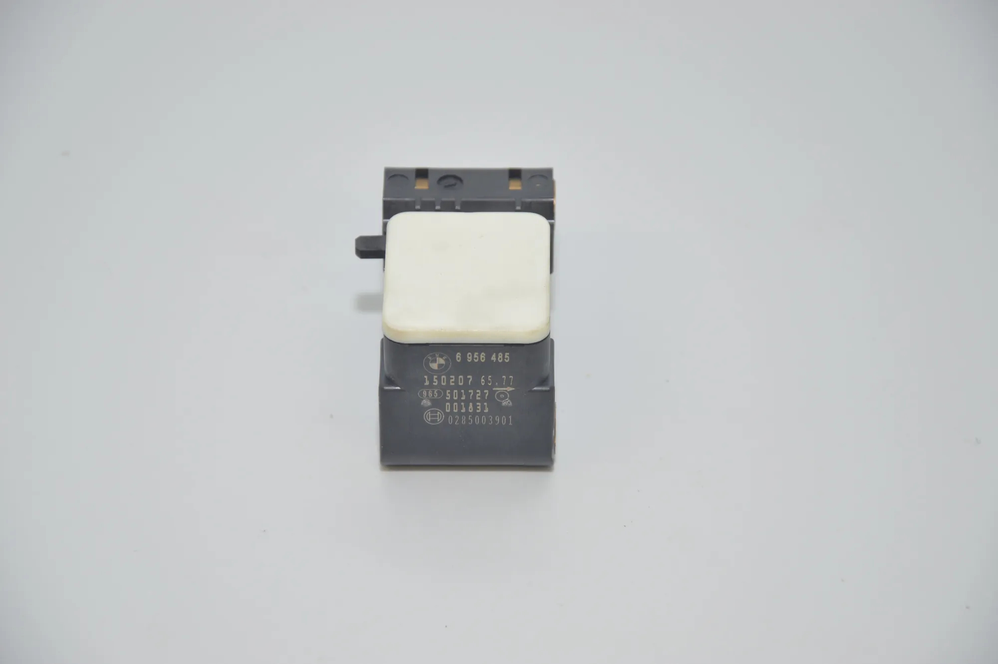 Front Left Impact Sensor – OEM 6956485 · BMW 3 Coupe (E92) 320 d 2007 – 4