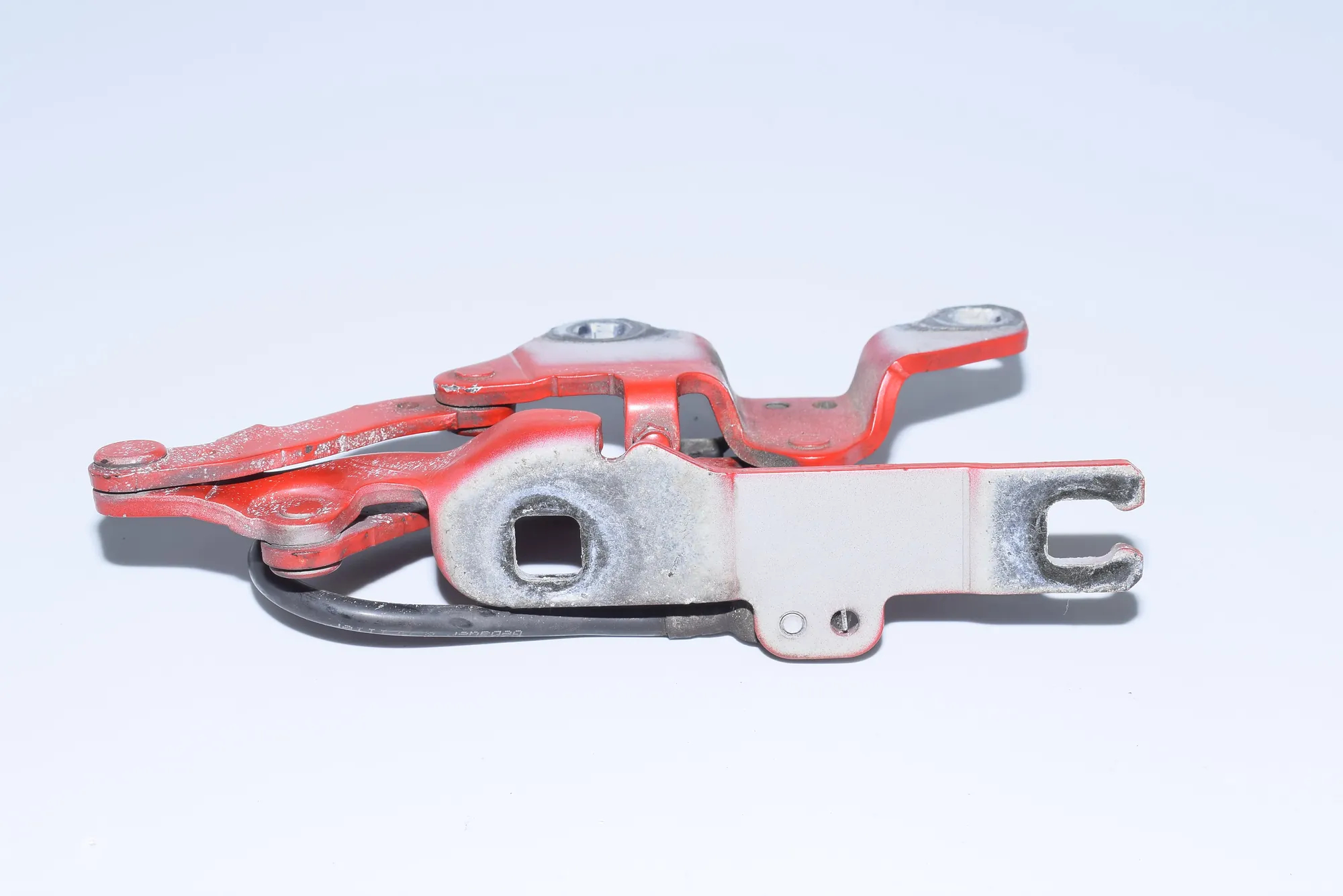 Front Left Bonnet Hinge – OEM 7115263 · BMW 3 Coupe (E92) 320 d 2007 – 4