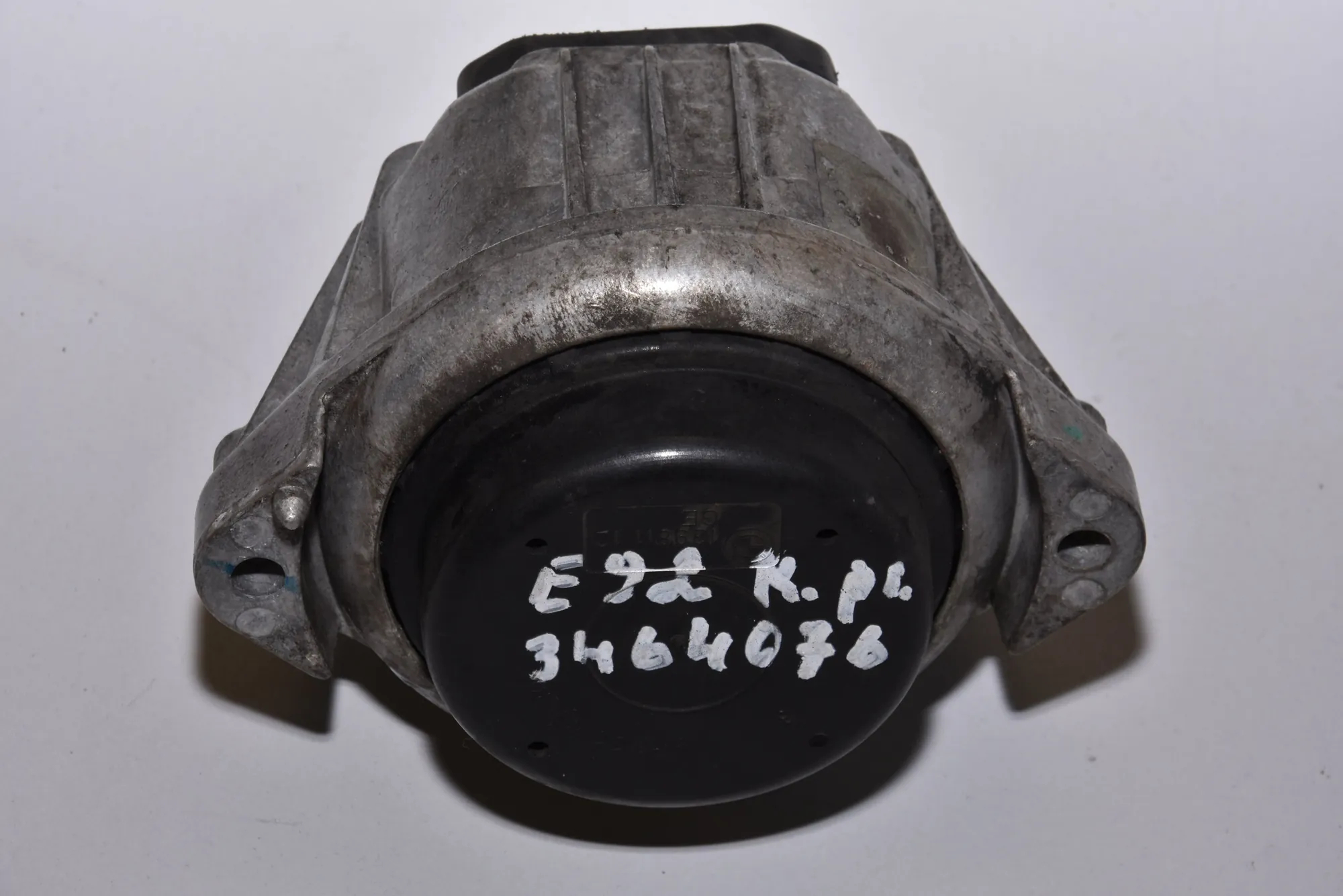 Left Side Engine Mount – OEM NA · BMW 3 Coupe (E92) 320 d 2007 – 2