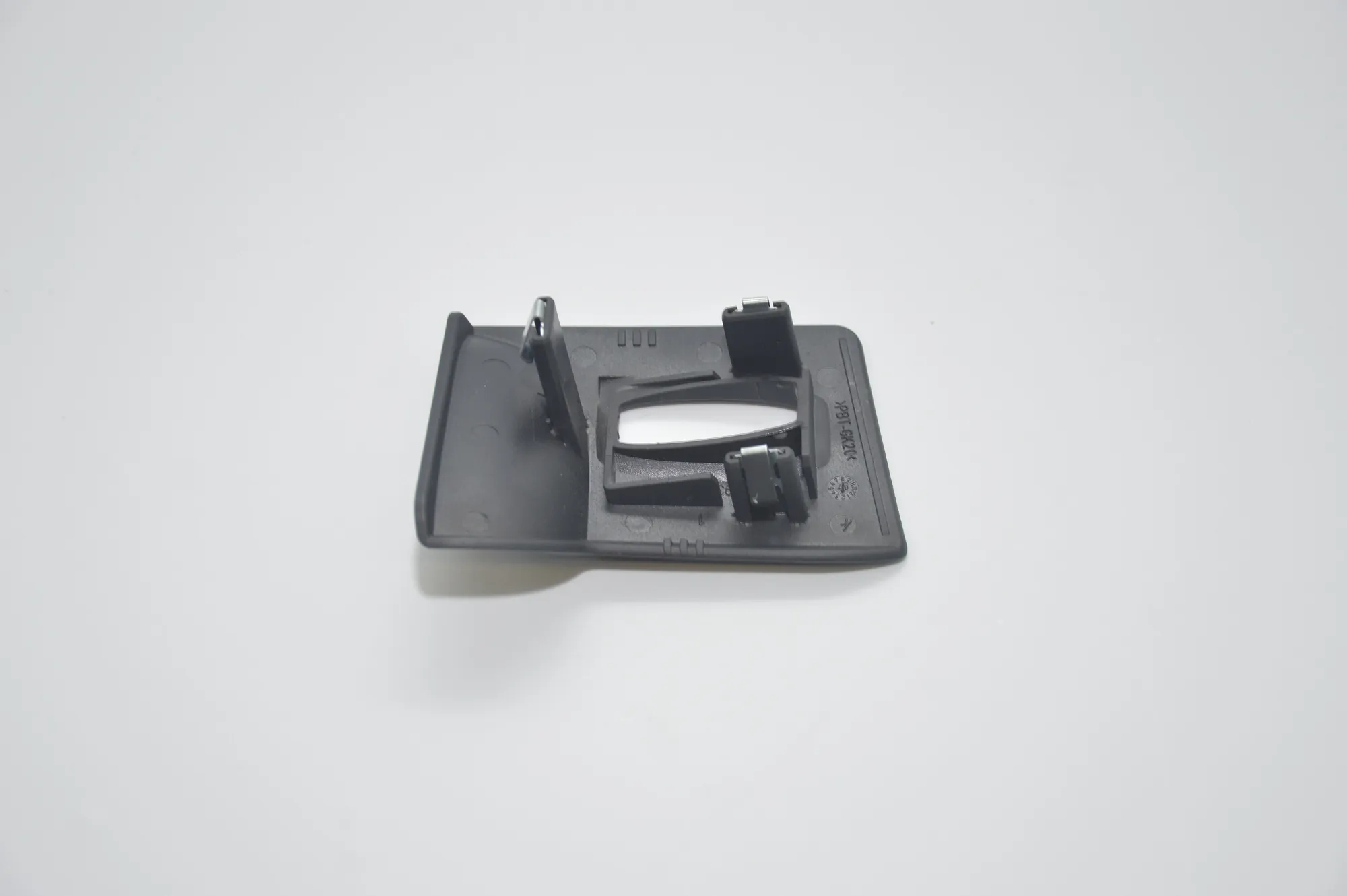 Other Trim Parts – OEM 6937498 · BMW 3 Coupe (E92) 320 d 2007 – 2