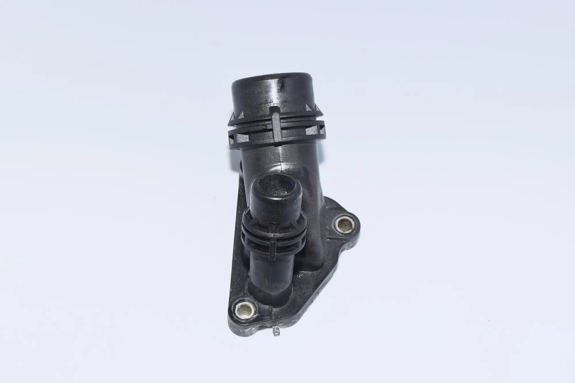 Other Engine Compartment Parts – OEM 7800048 · BMW 3 Coupe (E92) 320 d 2007 – 4