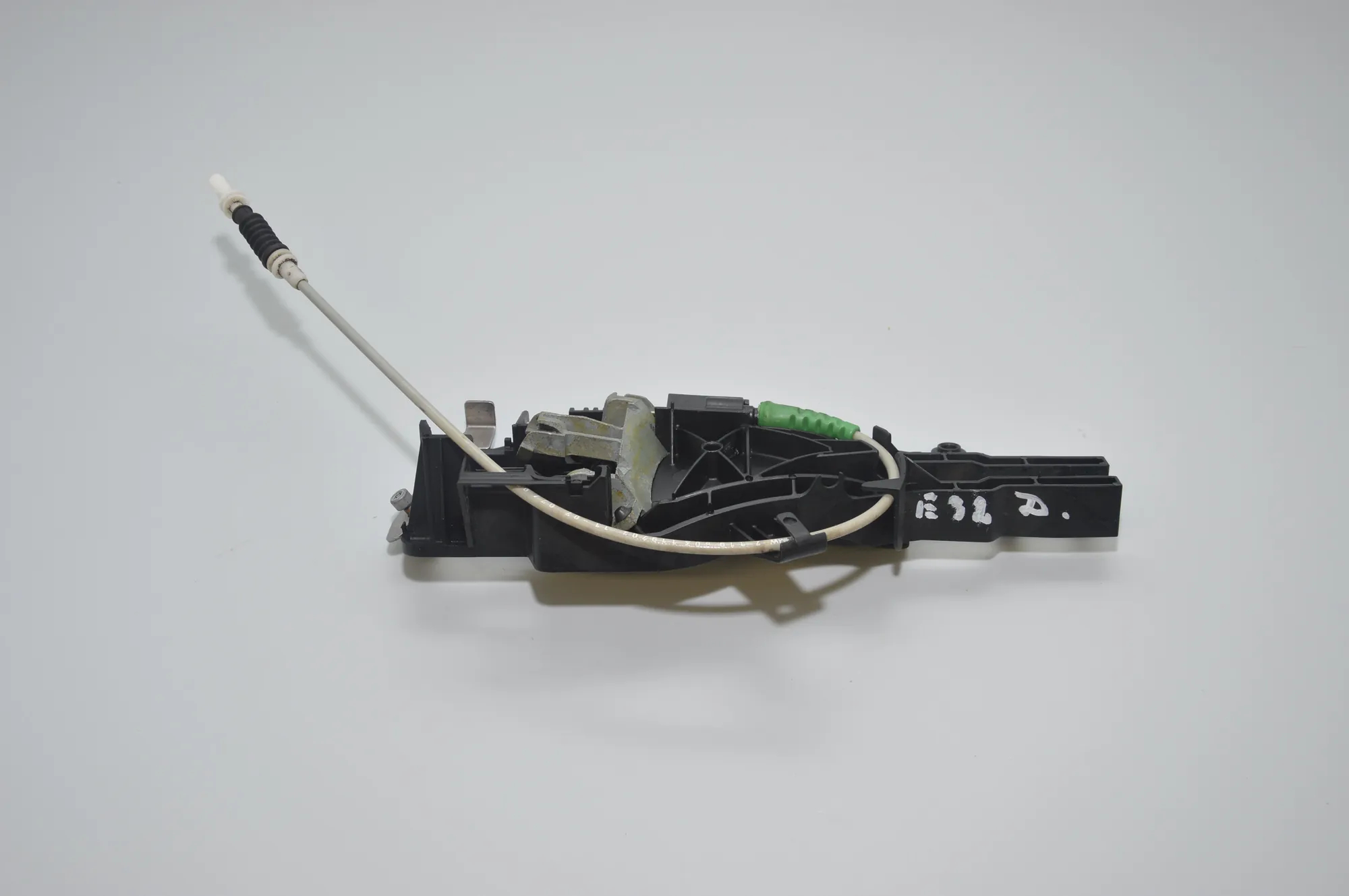 Front Right Door Interior Handle Frame – OEM 7119603 · BMW 3 Coupe (E92) 320 d 2007 – 3