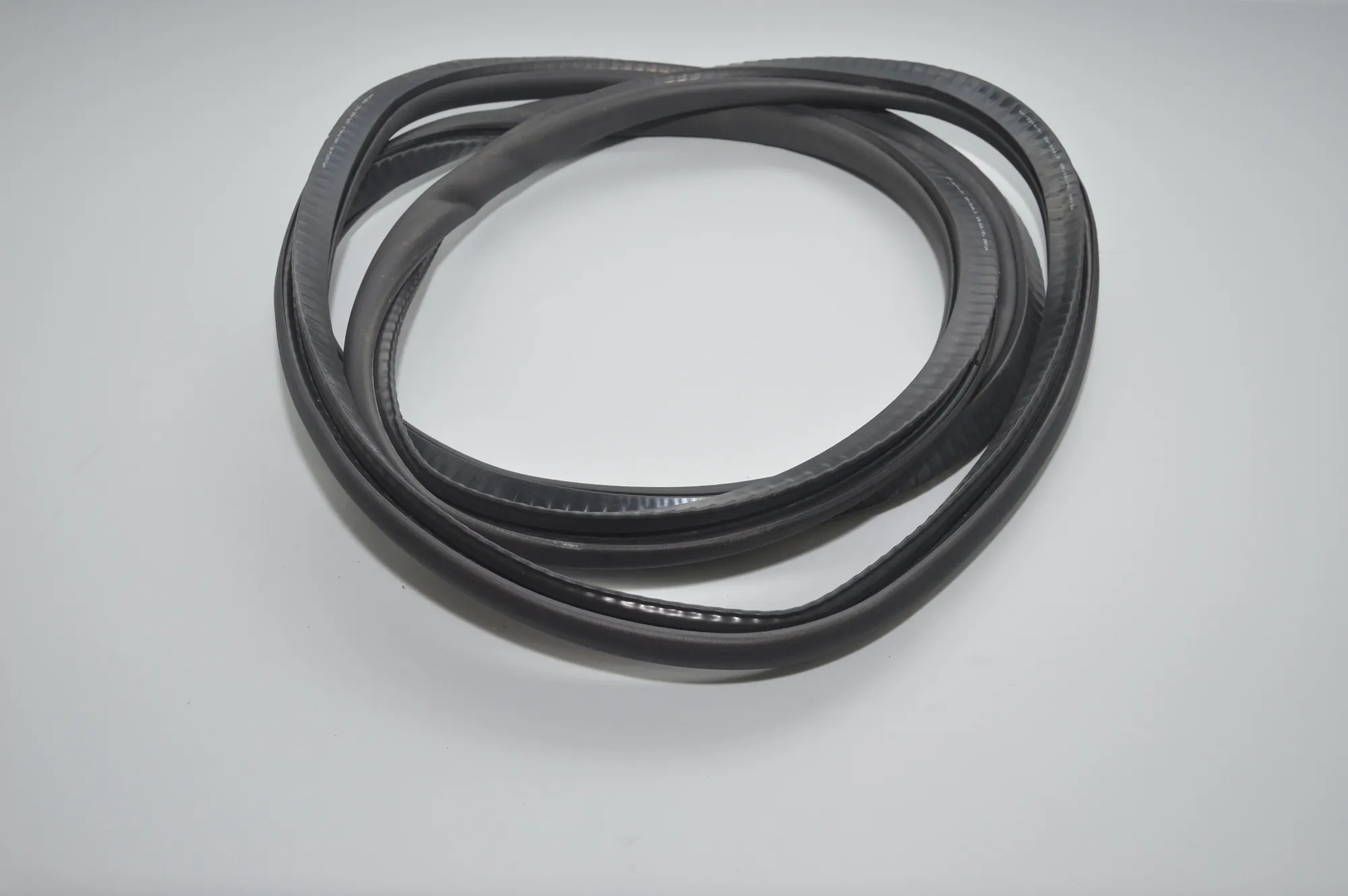 Rear Right Door Seal Rubber – OEM NA · BMW 7 (F01, F02) 730 d 2010 – 2