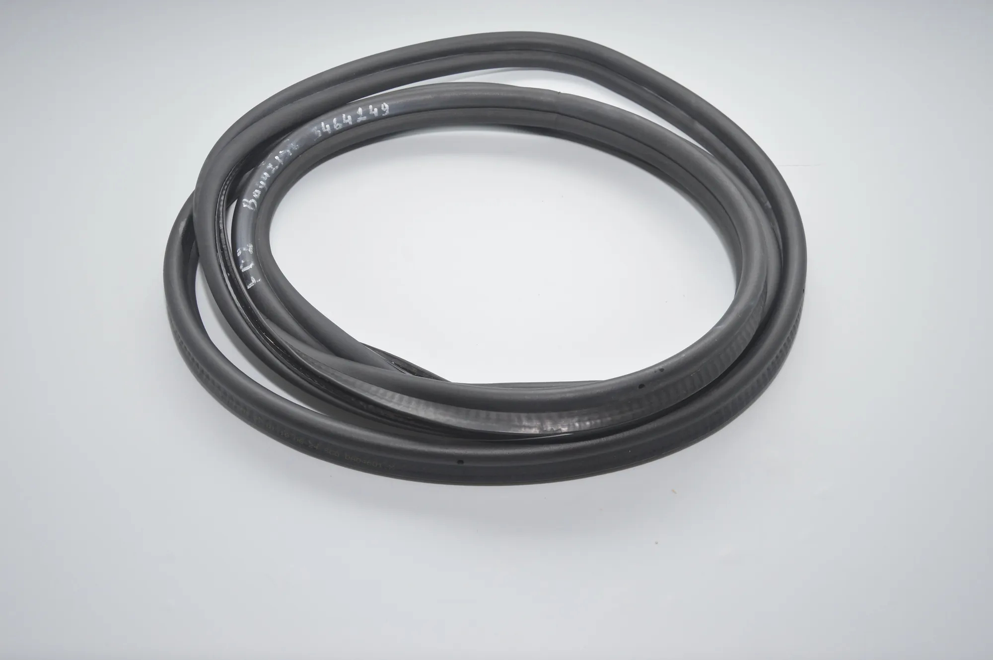 Tailgate Rubber Seal – OEM 7184108 · BMW 7 (F01, F02) 730 d 2010 – 3