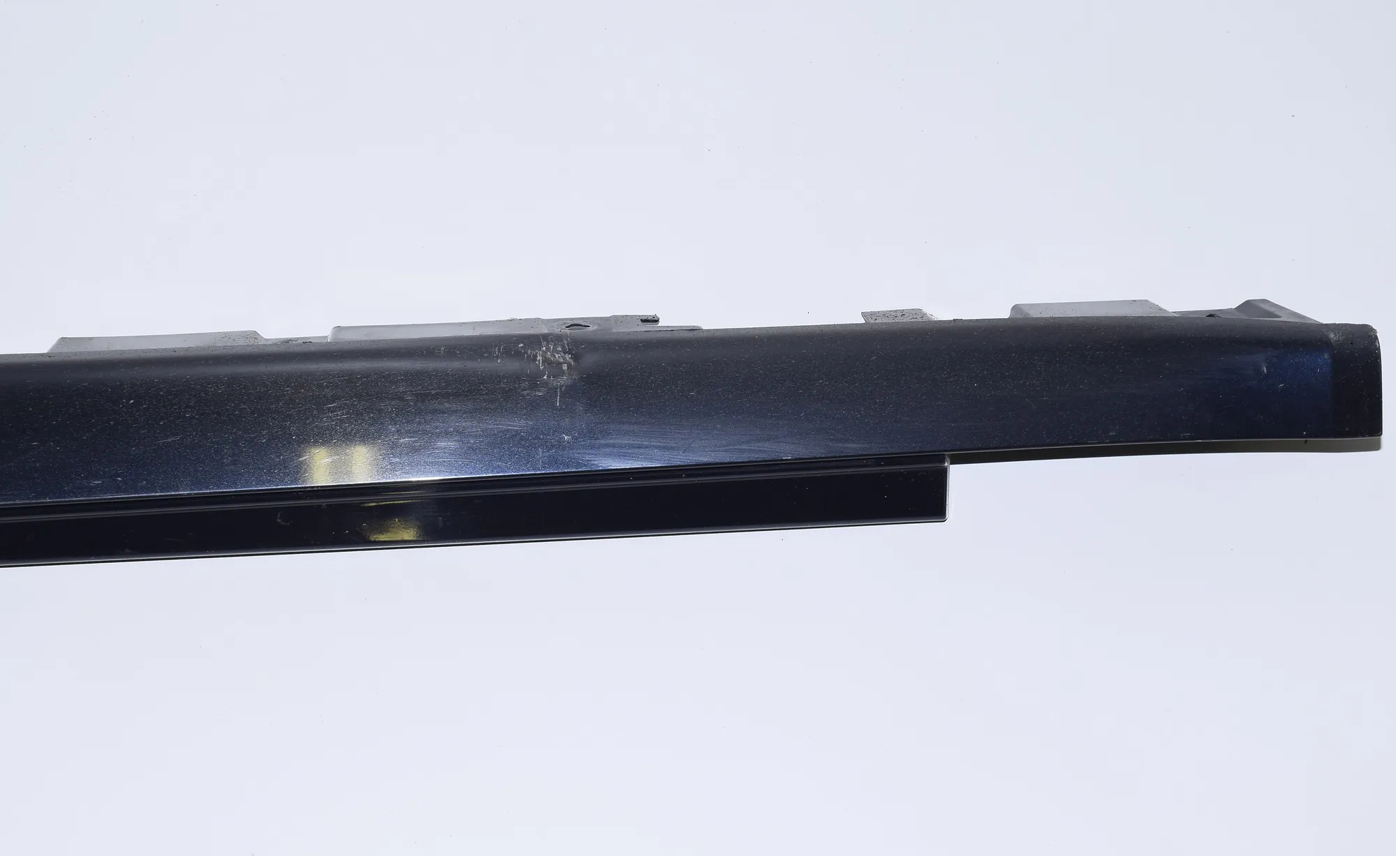 Left Side Plastic Sideskirt Cover – OEM 7185043 · BMW 7 (F01, F02) 730 d 2010 – 5