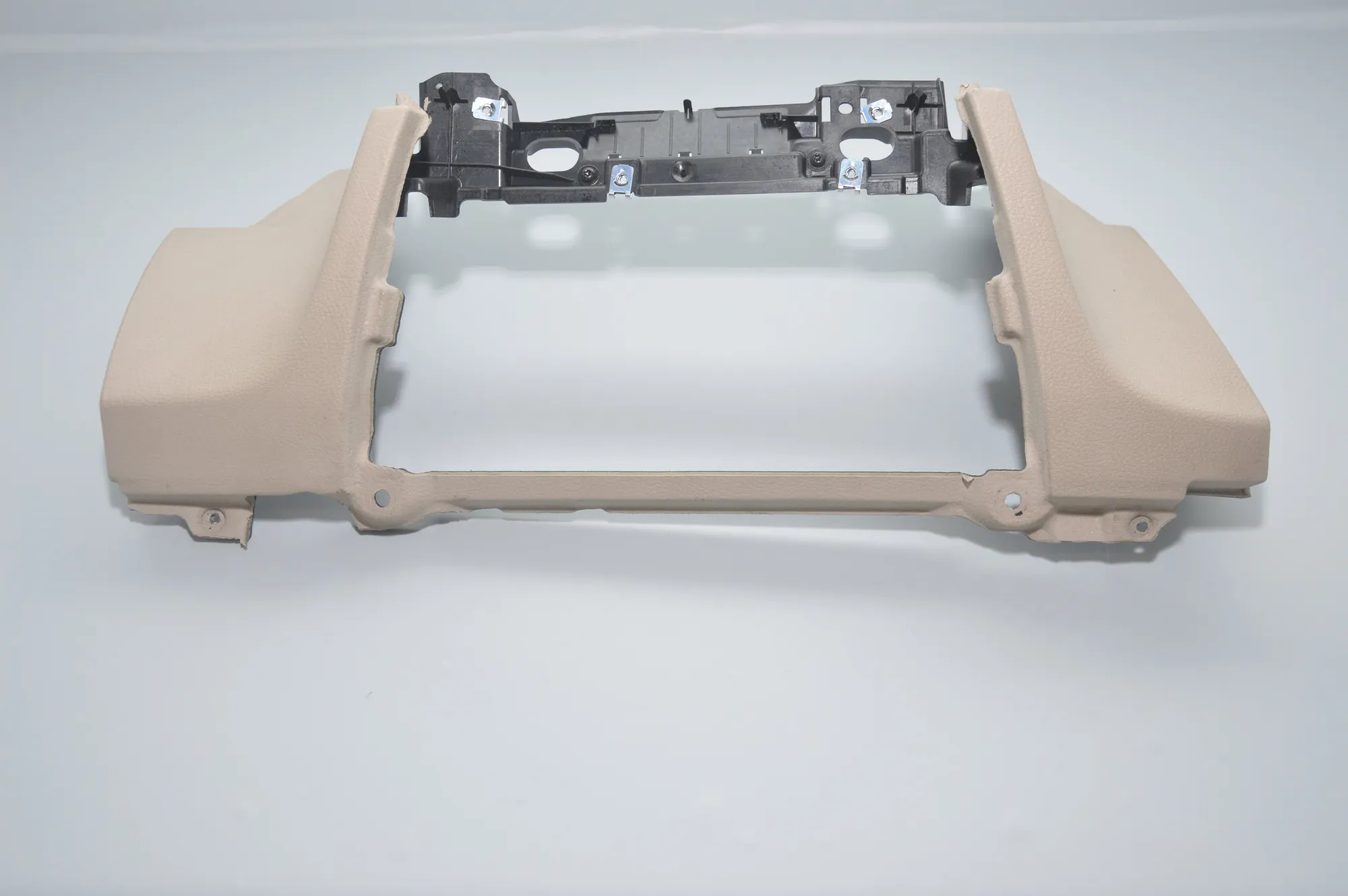 Other Trim Parts – OEM 9123823 · BMW 7 (F01, F02) 730 d 2010 – 2