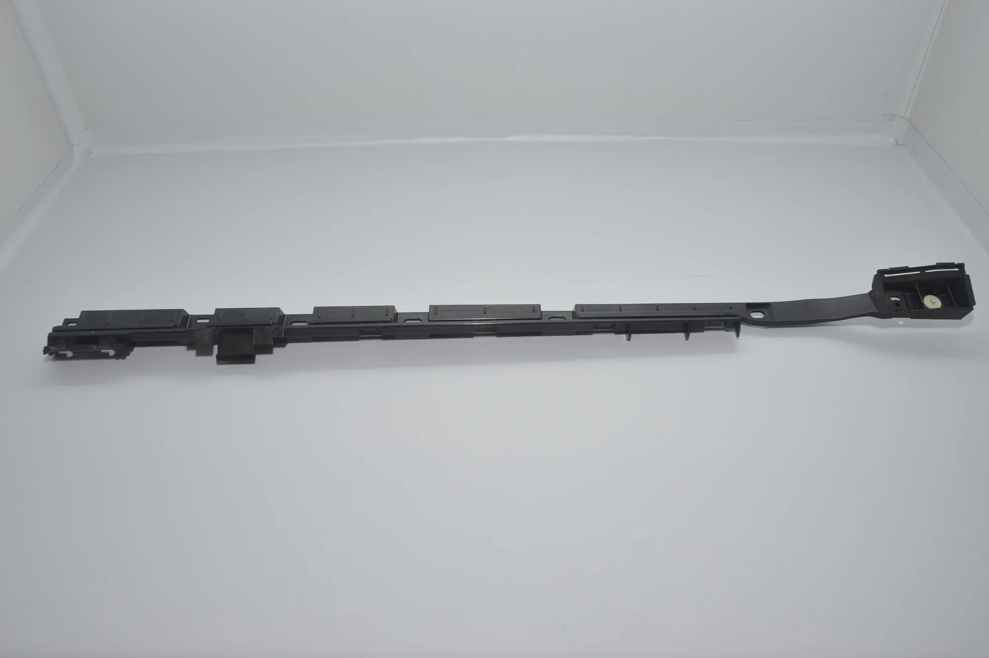 Other Body Parts – OEM 7187105 · BMW 7 (F01, F02) 730 d 2010 – 2
