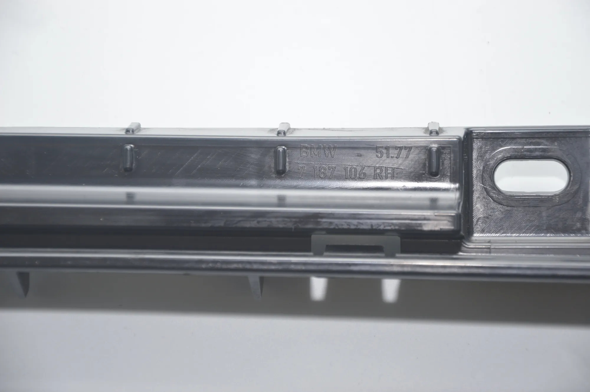 Other Body Parts – OEM 7187106 · BMW 7 (F01, F02) 730 d 2010