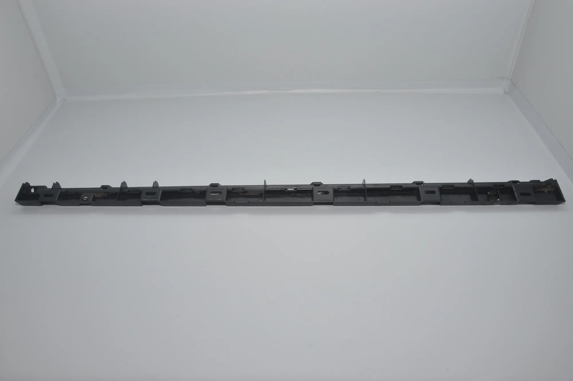 Other Body Parts – OEM 7187102 · BMW 7 (F01, F02) 730 d 2010 – 2