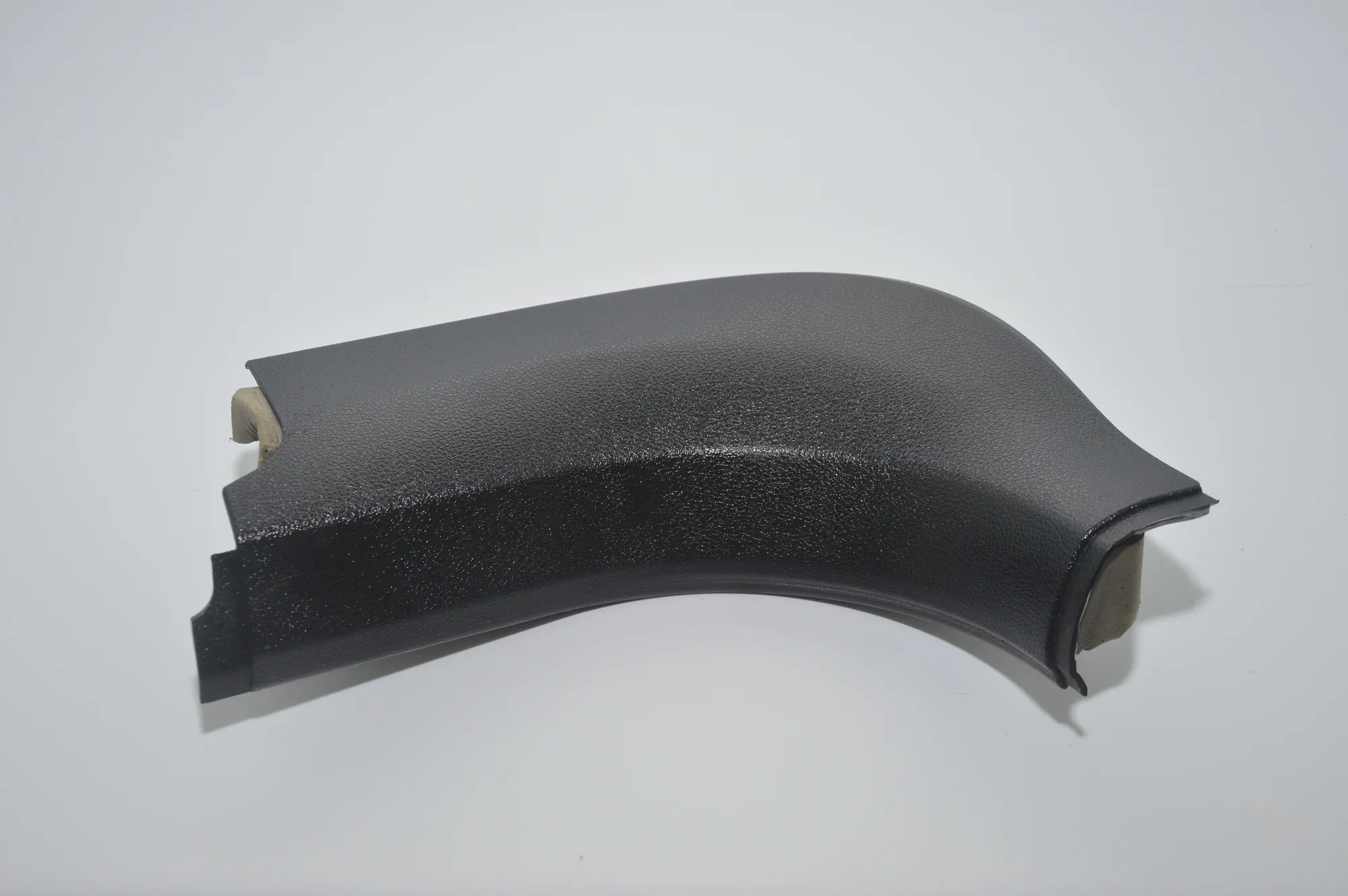 Front Left A Pillar Trim – OEM 9113021 · BMW 7 (F01, F02) 730 d 2010