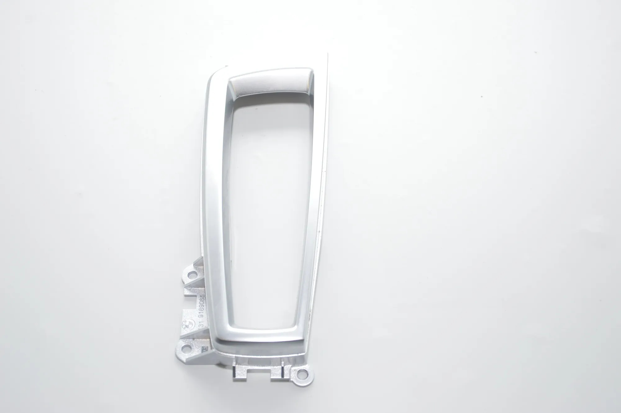 Gear Shifting Level Plastic Trim – OEM 9189065 · BMW 7 (F01, F02) 730 d 2010
