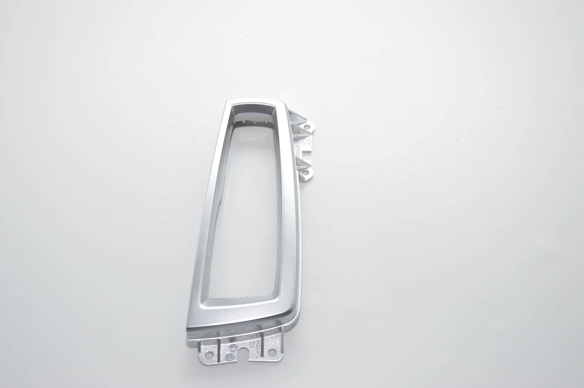 Gear Shifting Level Plastic Trim – OEM 9189065 · BMW 7 (F01, F02) 730 d 2010 – 3
