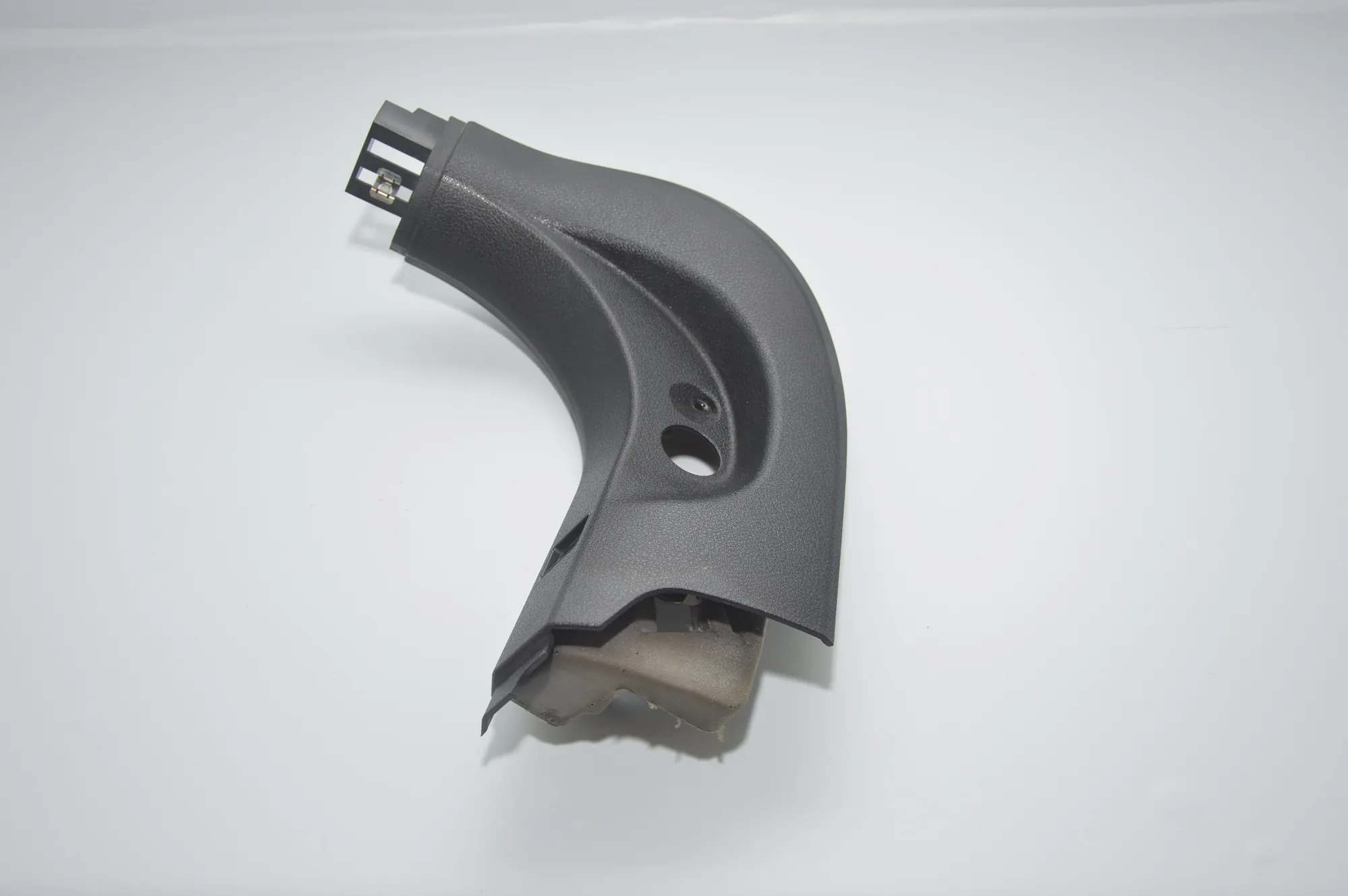 Front Right A Pillar Trim – OEM 9113022 · BMW 7 (F01, F02) 730 d 2010 – 5