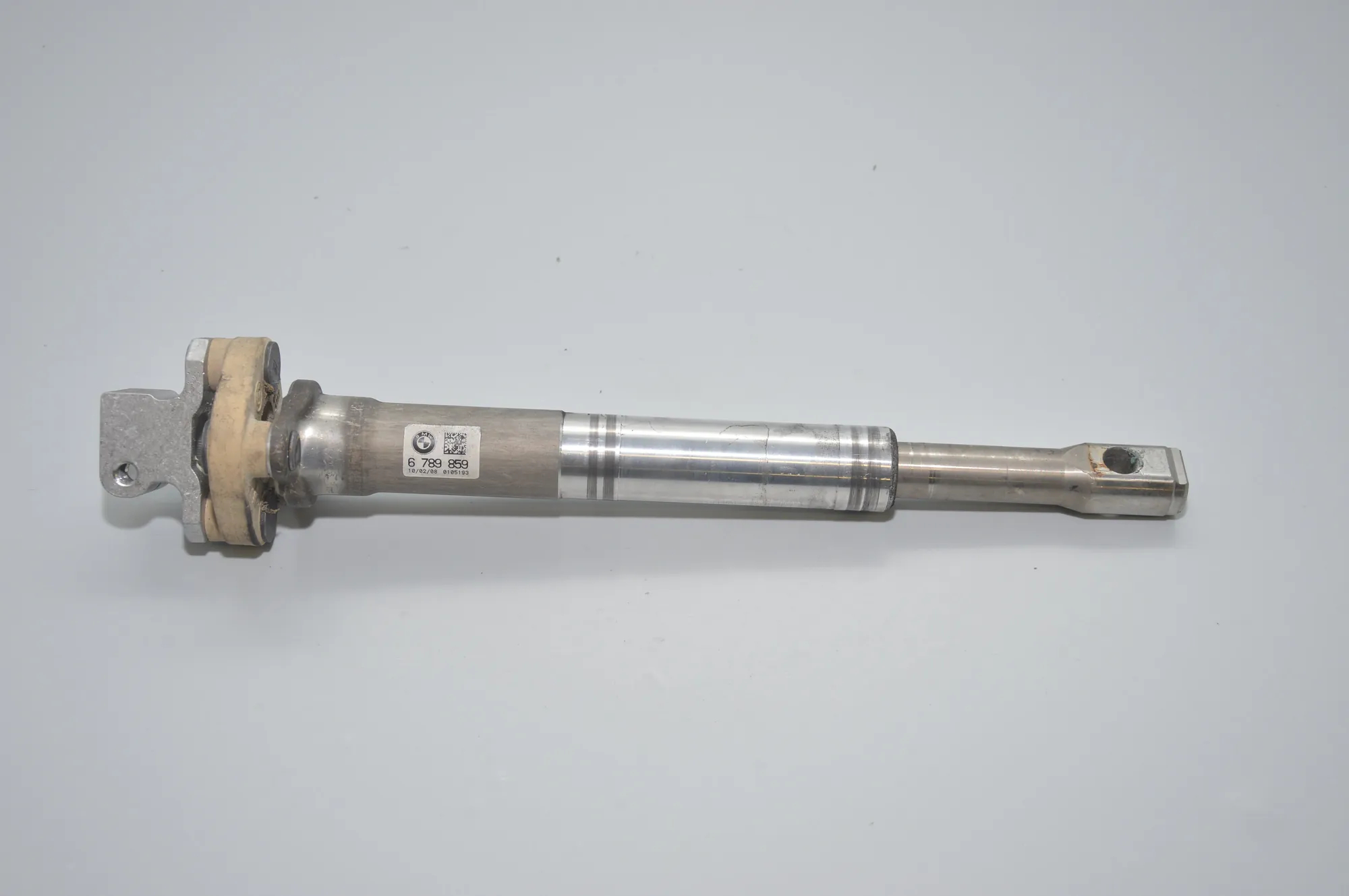 Steering Column Shaft Joint – OEM 6789859 · BMW 7 (F01, F02) 730 d 2010 – 3