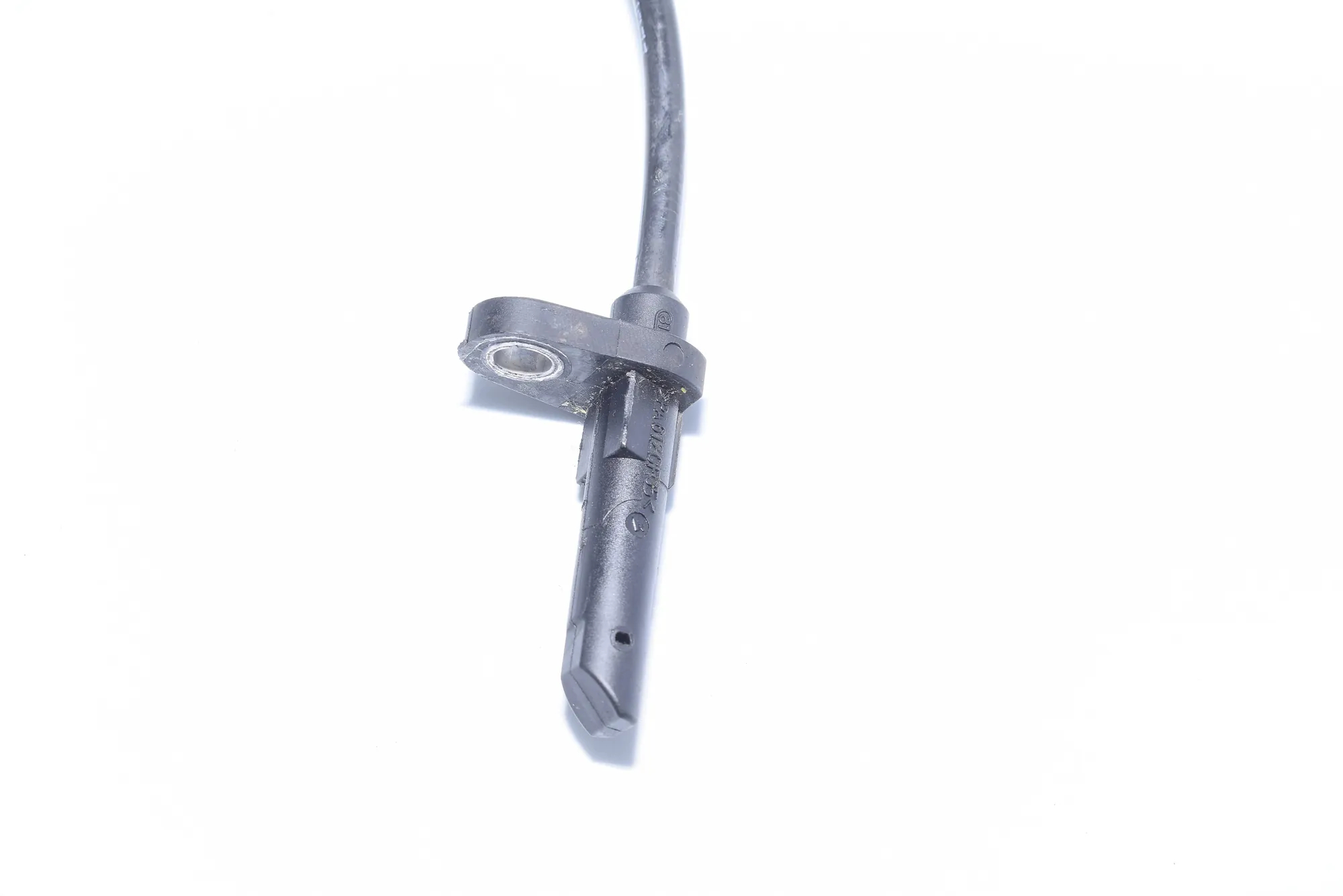 Rear Right ABS Sensor – OEM 0265007983 · BMW 7 (F01, F02) 730 d 2010 – 5