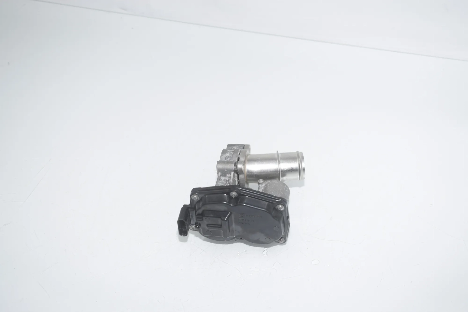 EGR Valve – OEM 8576810 · BMW 7 (G11, G12) 750 d, Ld xDrive 2016
