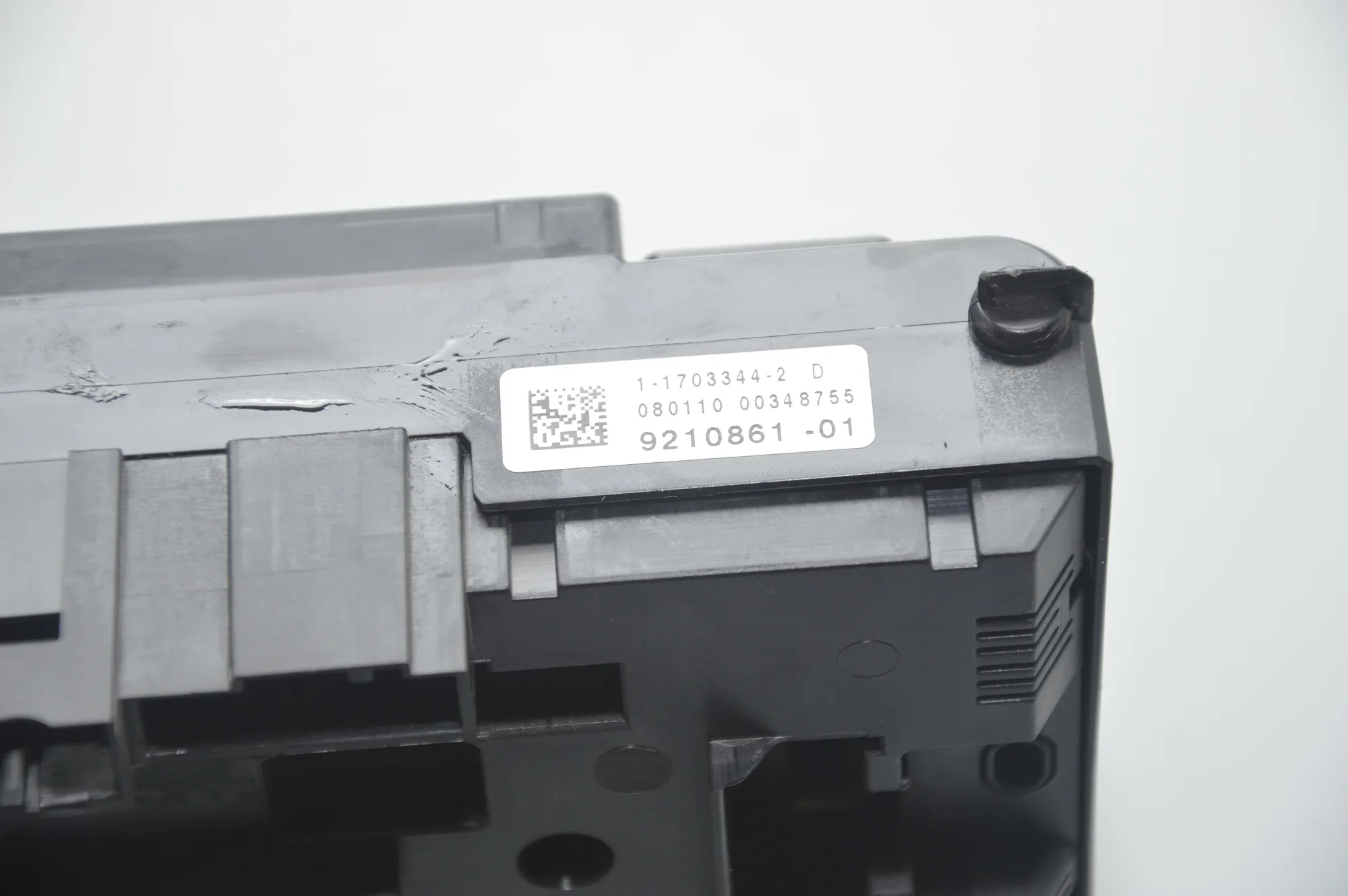 Fuse Box – OEM 9210861 · BMW 7 (F01, F02) 730 d 2010 – 6