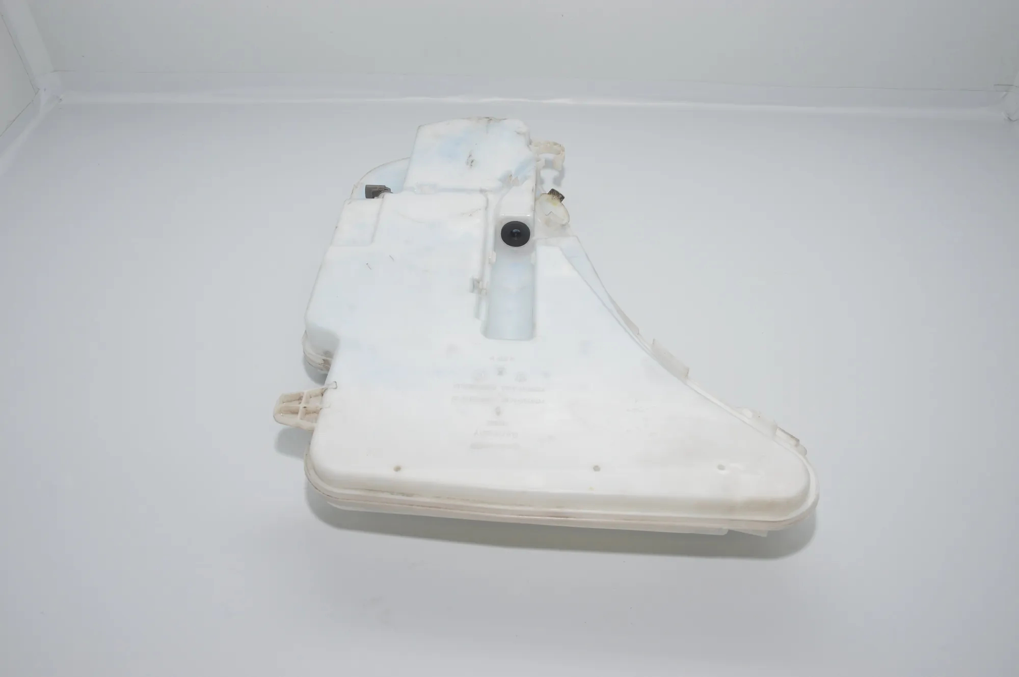 Window Washer Tank – OEM 7178745 · BMW 7 (F01, F02) 730 d 2010 – 2