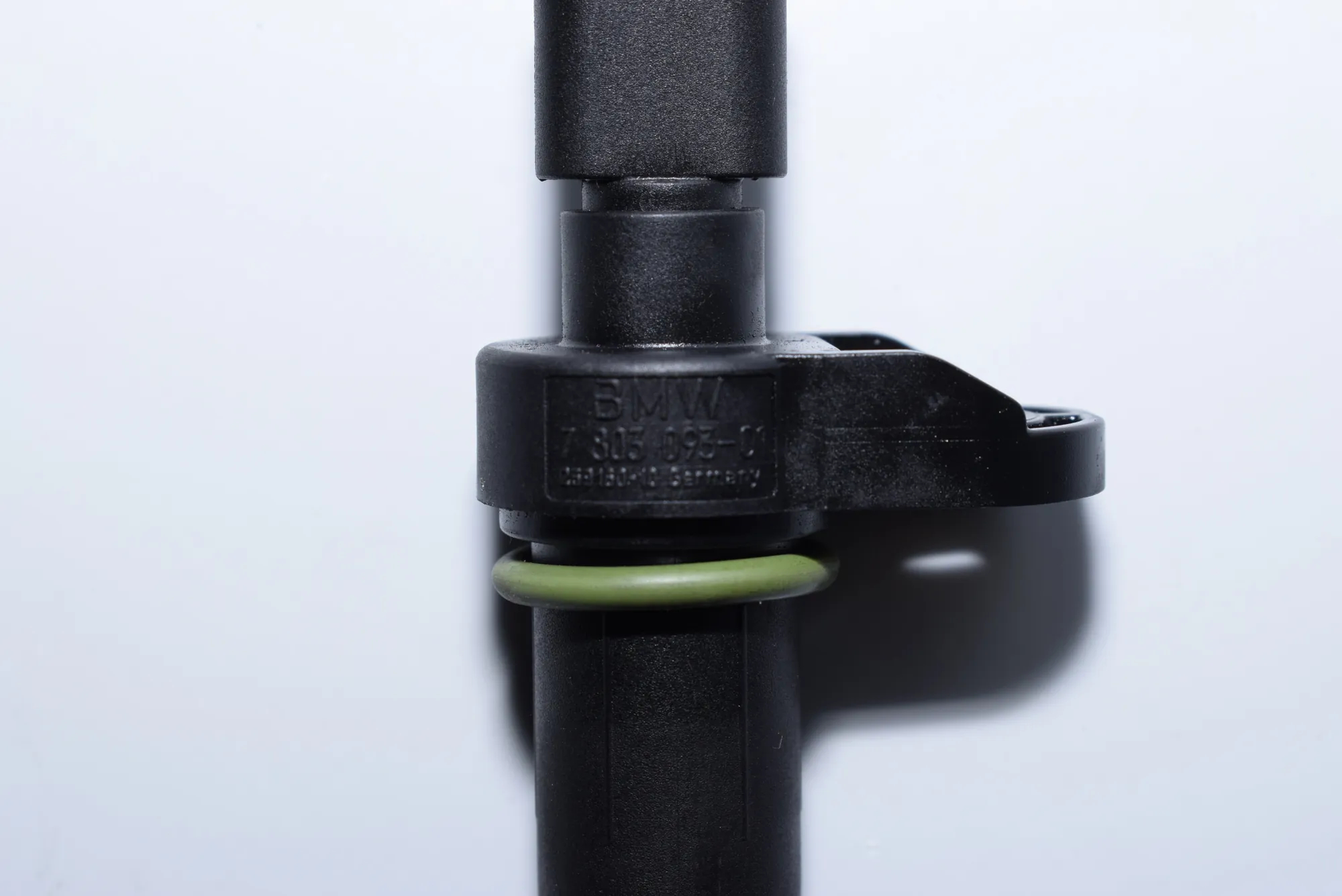 Camshaft Position Sensor – OEM 7803093 · BMW 7 (F01, F02) 730 d 2010 – 5