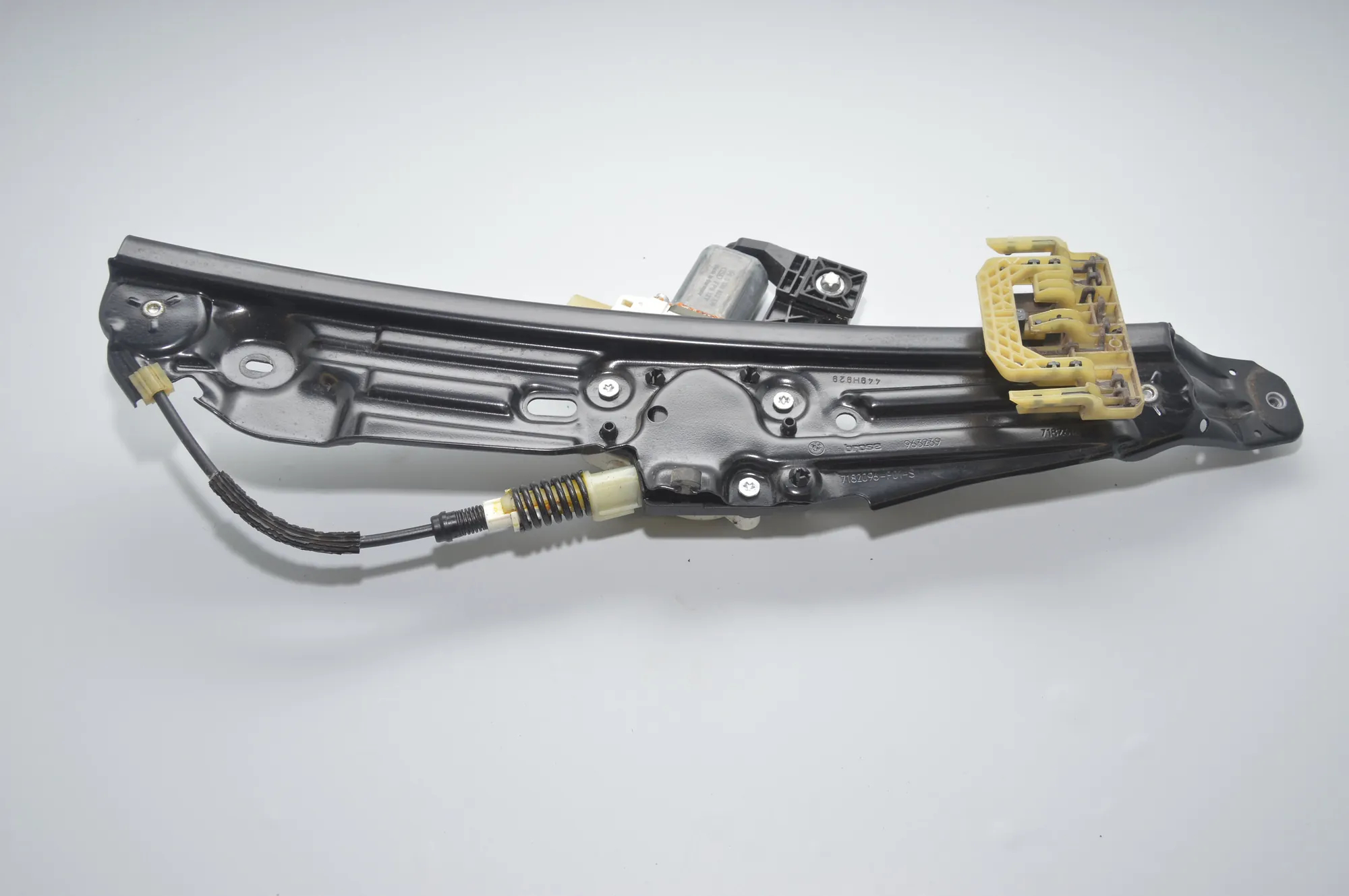 Rear Right Door Window Regulator – OEM 7182096 · BMW 7 (F01, F02) 730 d 2010 – 2