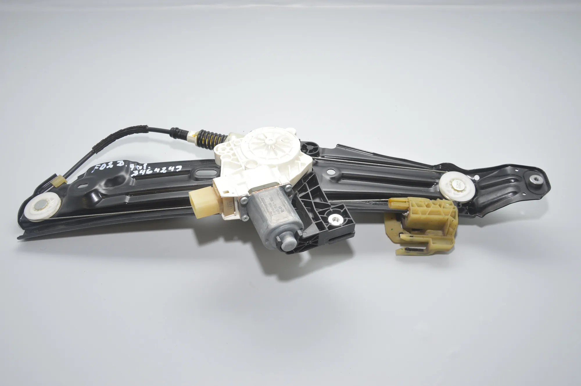 Rear Right Door Window Regulator – OEM 7182096 · BMW 7 (F01, F02) 730 d 2010