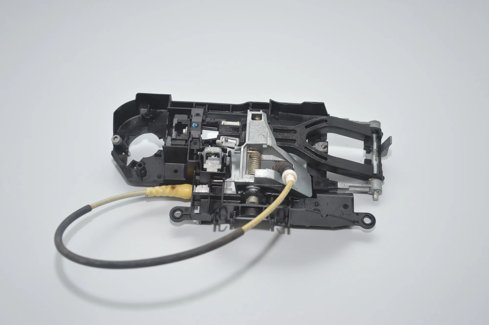 Front Left Door Interior Handle Frame – OEM 7175731 · BMW 7 (F01, F02) 730 d 2010 – 6