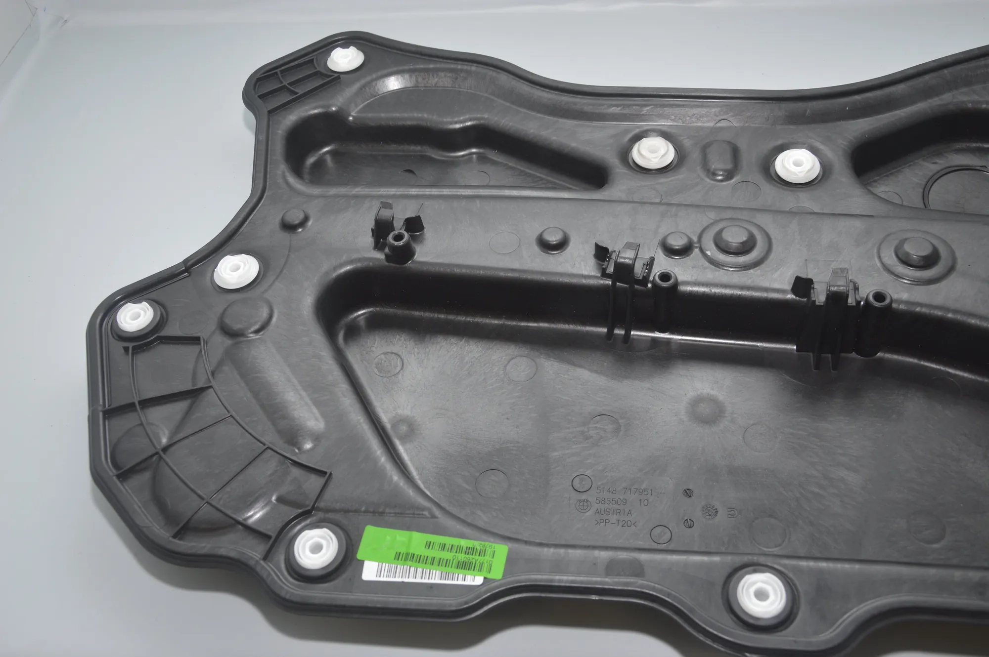 Other Body Parts – OEM 7179515 · BMW 7 (F01, F02) 730 d 2010 – 4