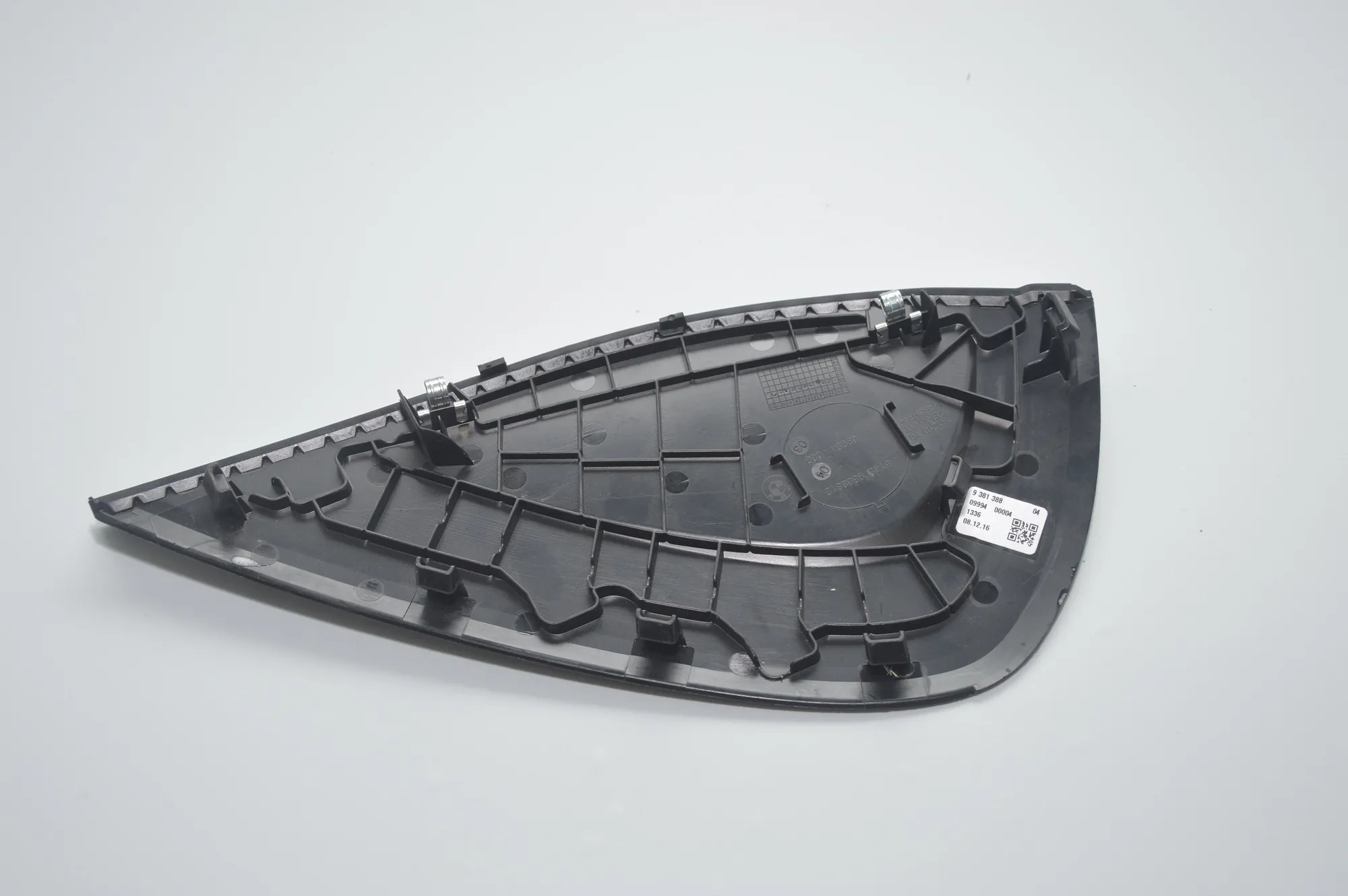 Other Interior Parts – OEM 9381388 · BMW 7 (G11, G12) BMW 7 (G11, G12) 2016 – 3