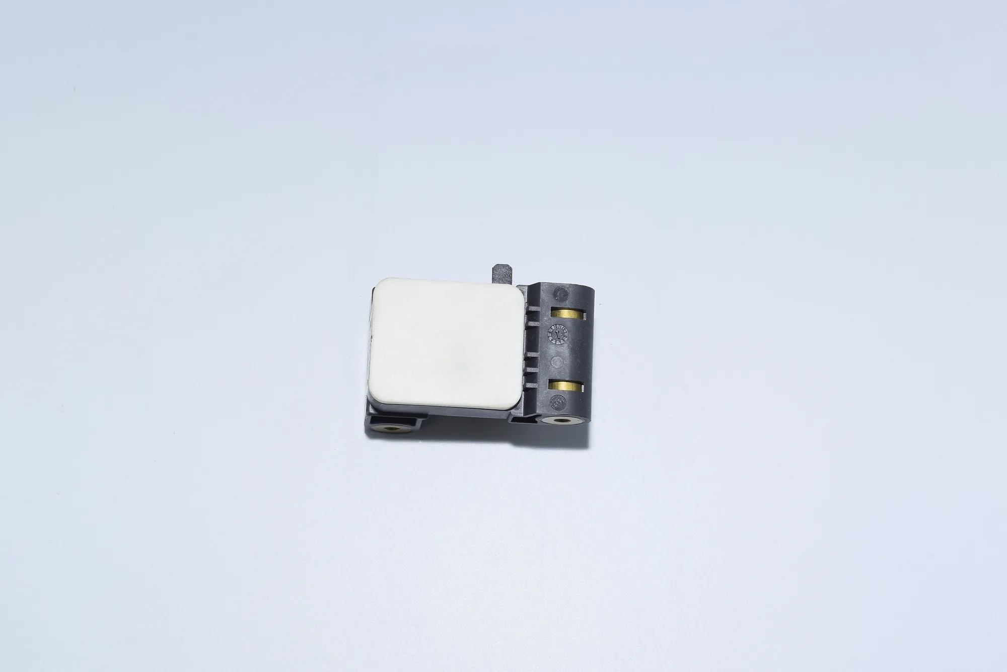 Front Left Impact Sensor – OEM 6911003 · BMW 1 (E81) 118 d 2009 – 4
