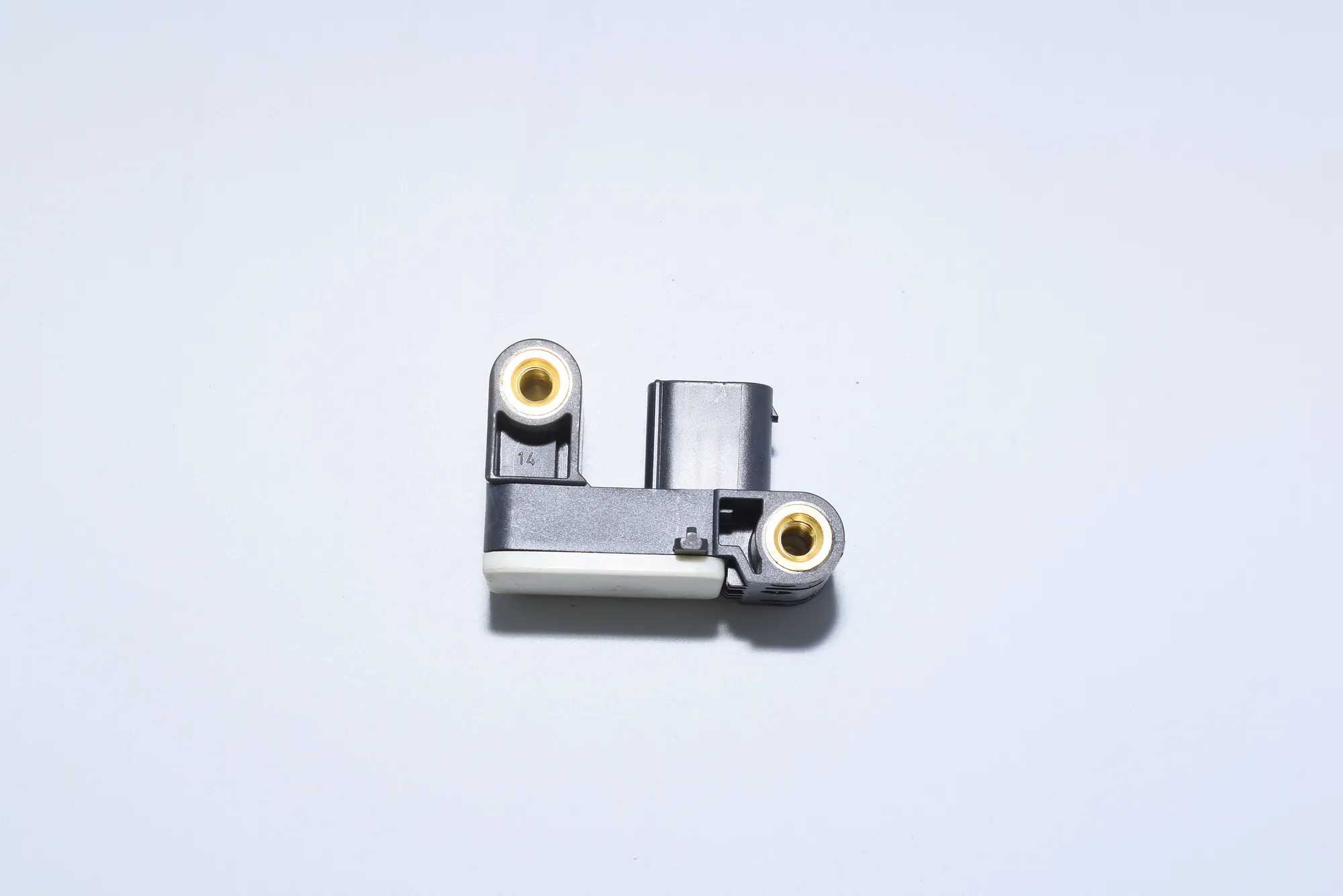 Front Left Impact Sensor – OEM 6911003 · BMW 1 (E81) 118 d 2009