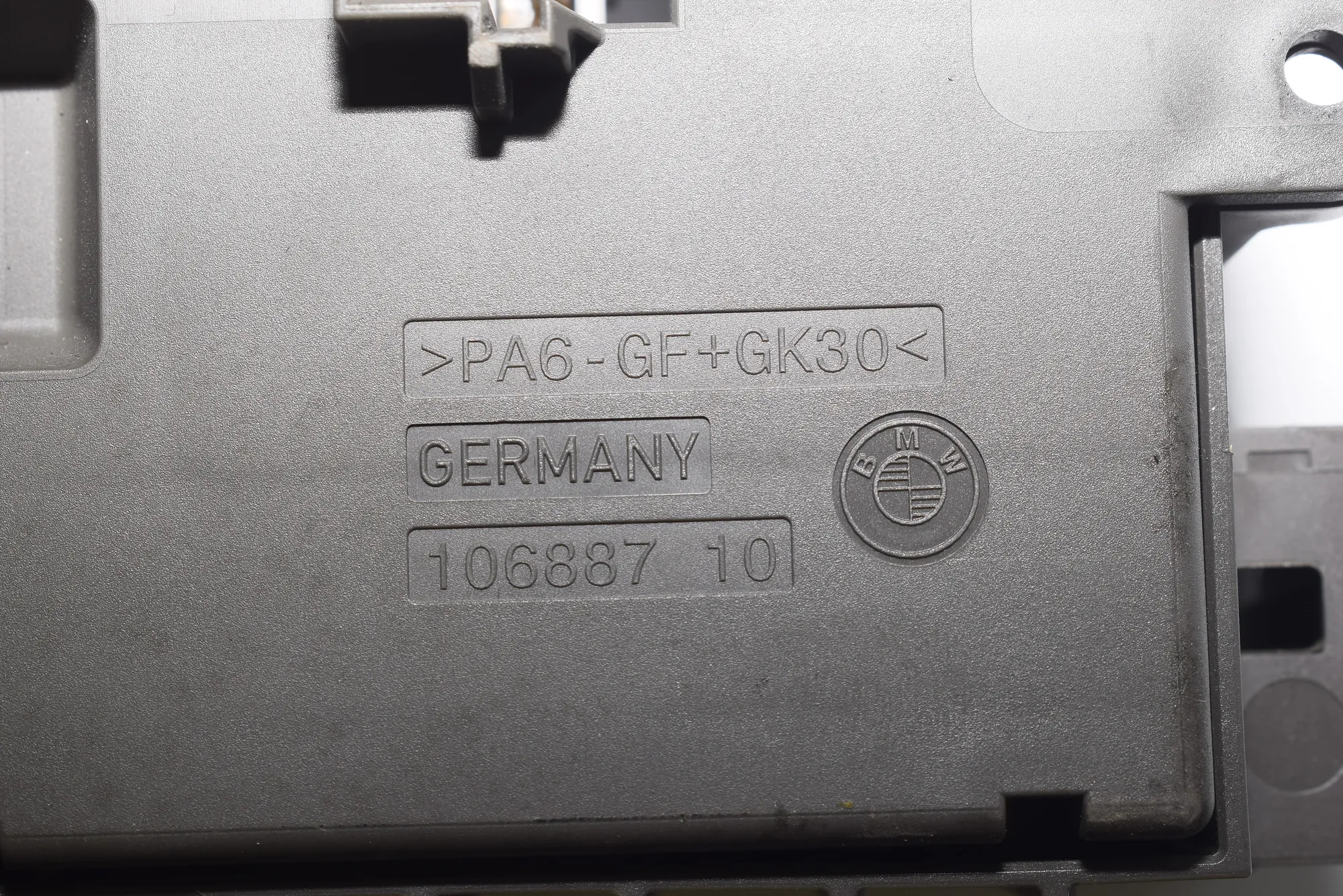 Fuse Box – OEM 9119446 · BMW 1 (E81) 118 d 2009 – 6