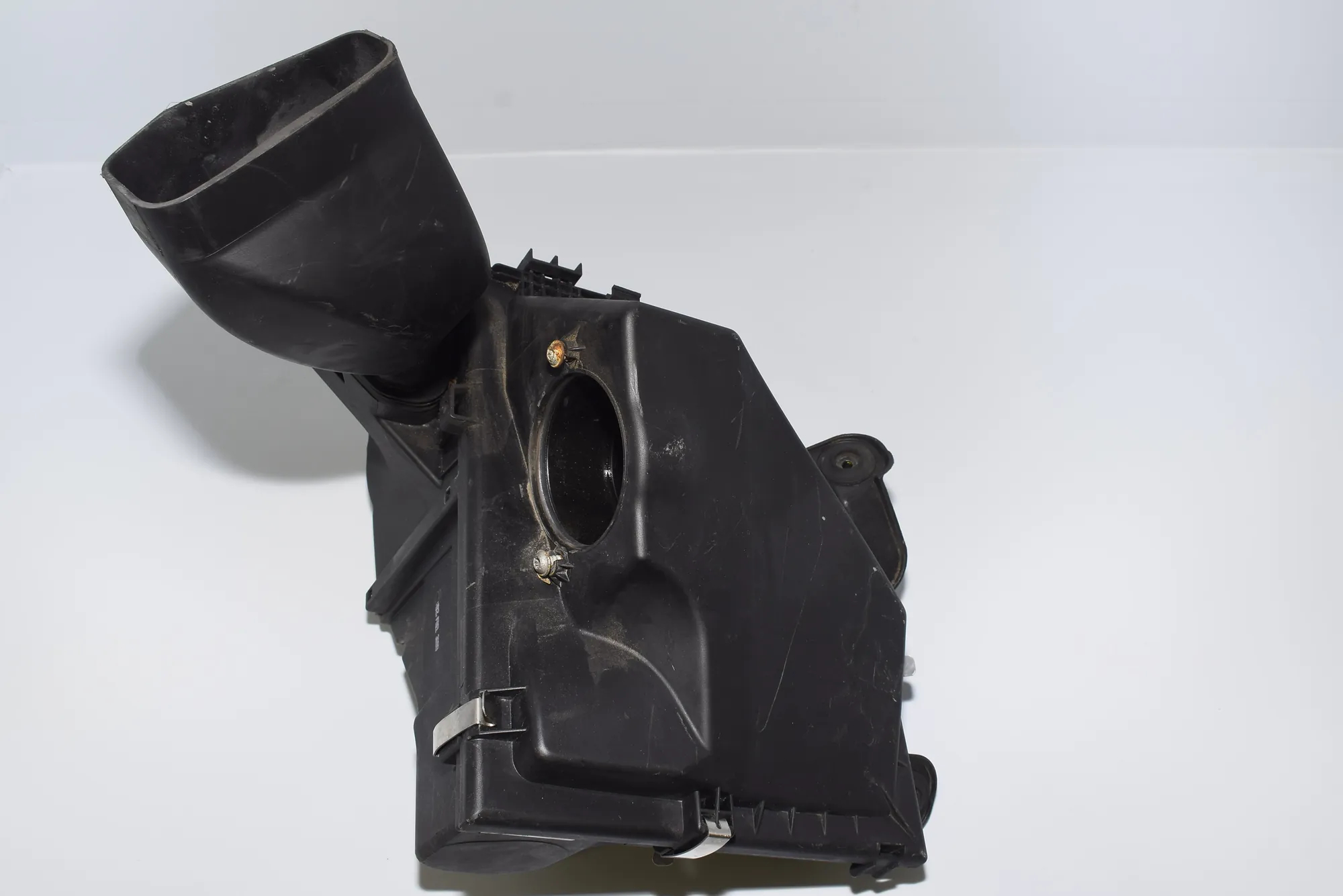 Air Filter Box – OEM 7797460 · BMW 1 (E81) 118 d 2009 – 2