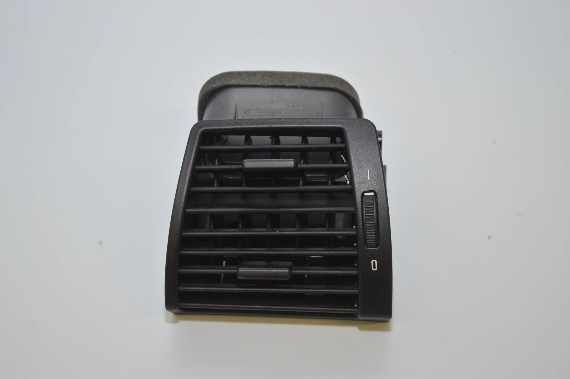 Dashboard Air Vents – OEM 8402215 · BMW X5 (E53) 3.0 d 2005
