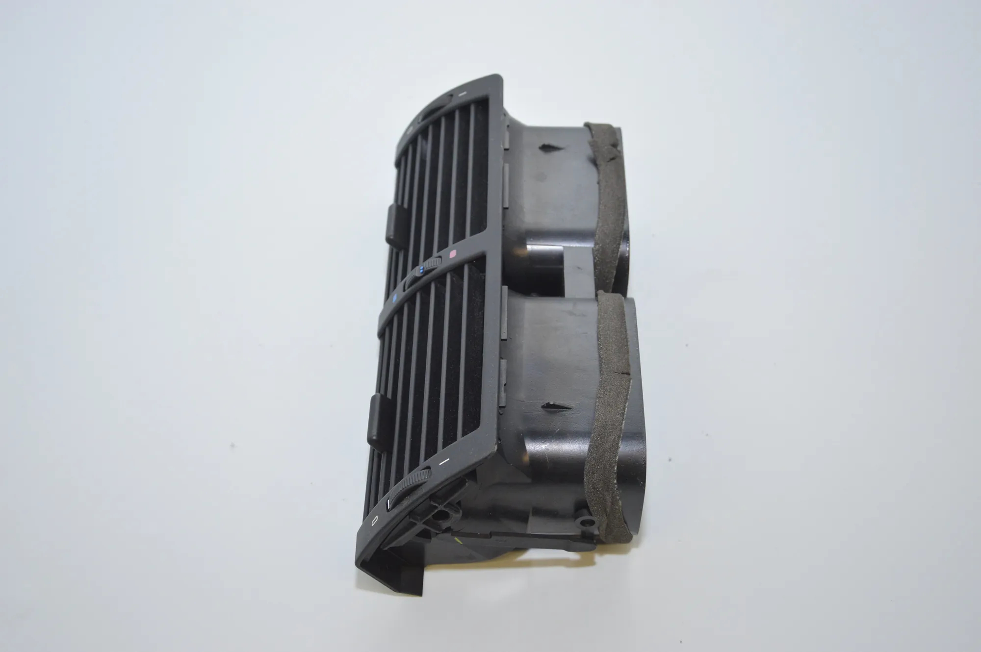 Dashboard Air Vents – OEM 8402221 · BMW X5 (E53) 3.0 d 2005 – 4
