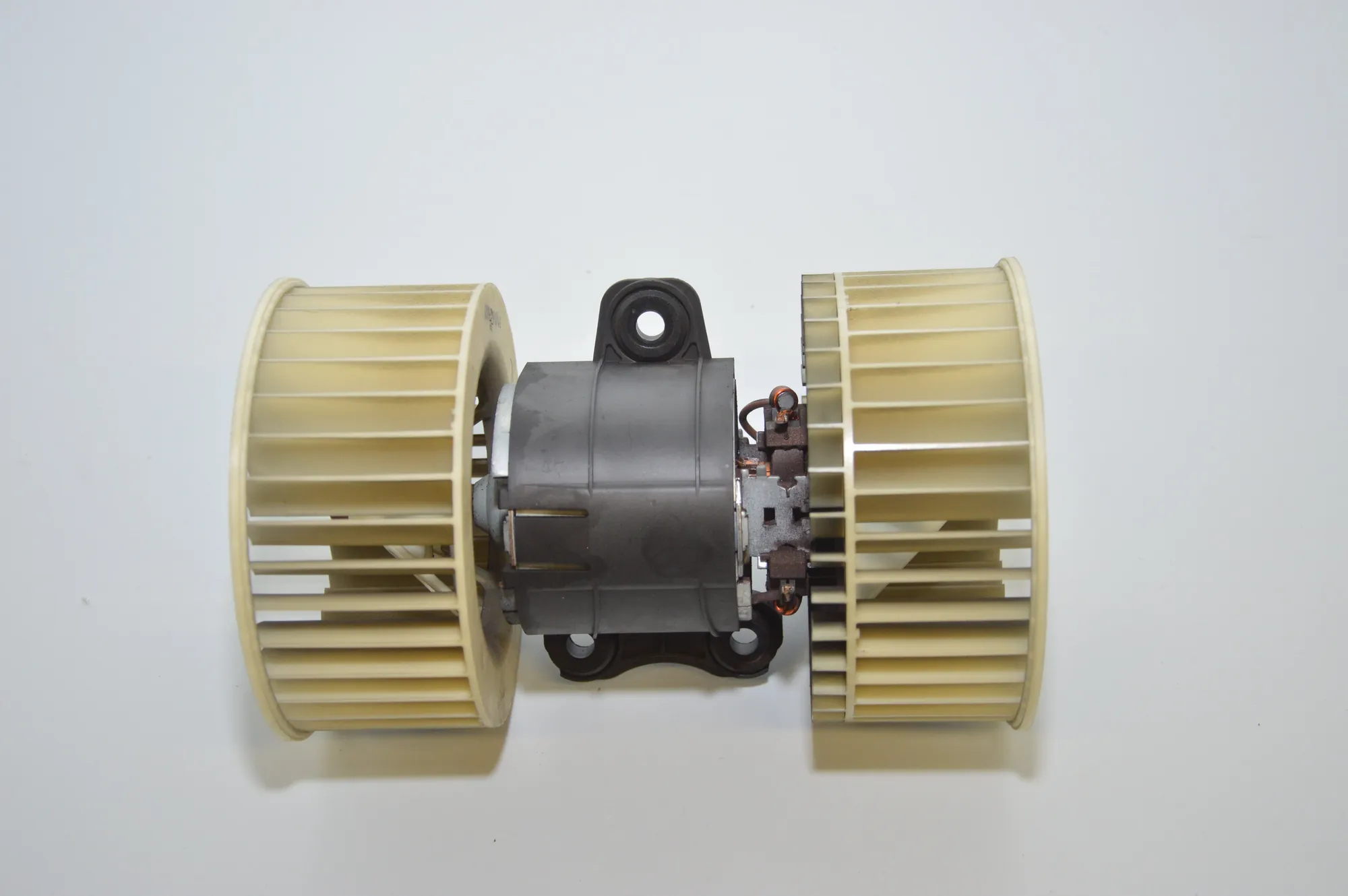 Heater Blower Fan – OEM 8385558 · BMW X5 (E53) 3.0 d 2005 – 2