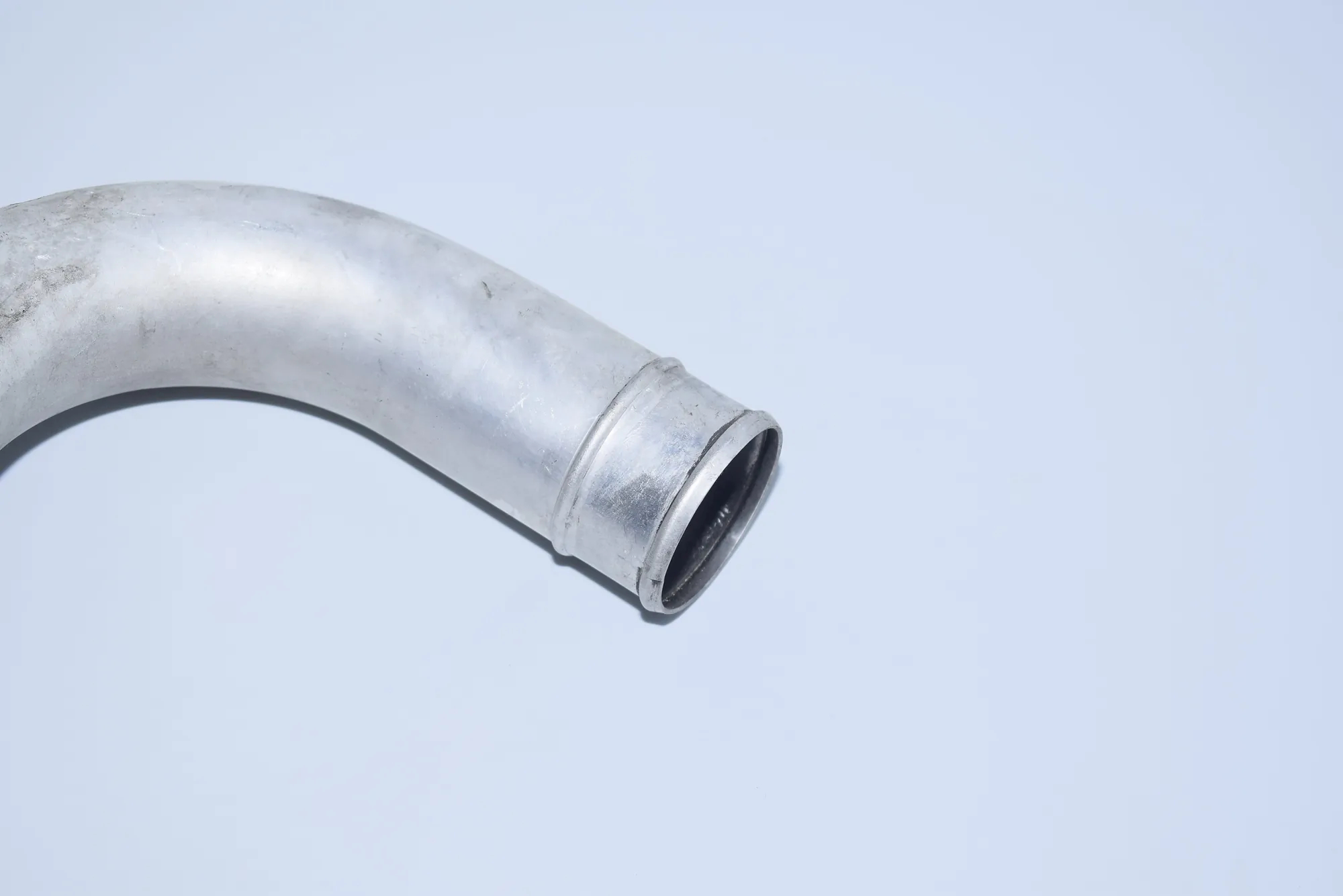 Right Side Intercooler Hose – OEM 2249669 · BMW 5 Touring (E39) 530 d 2001 – 3
