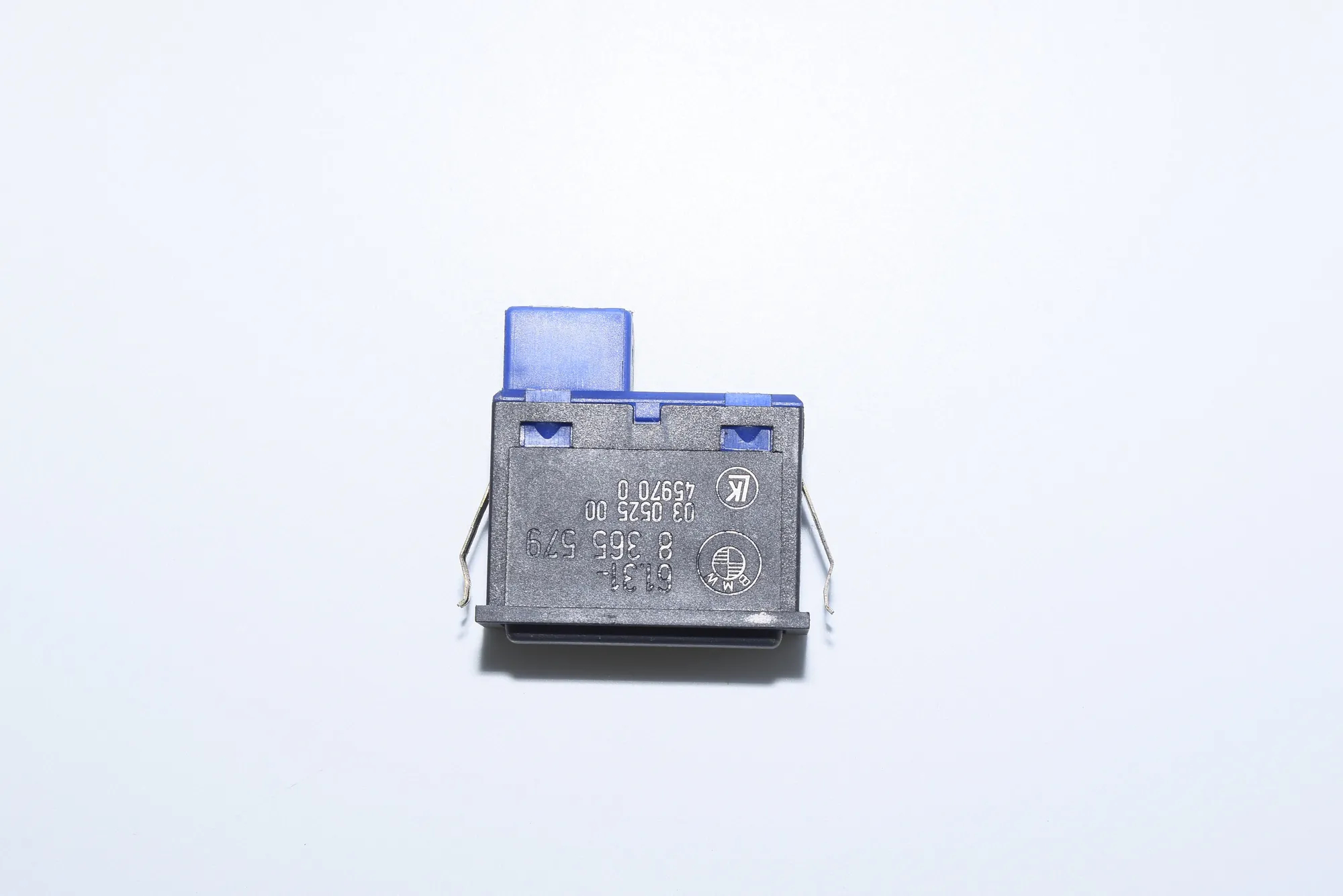 Switches – OEM 8365579 · BMW 5 Touring (E39) 530 d 2001 – 3