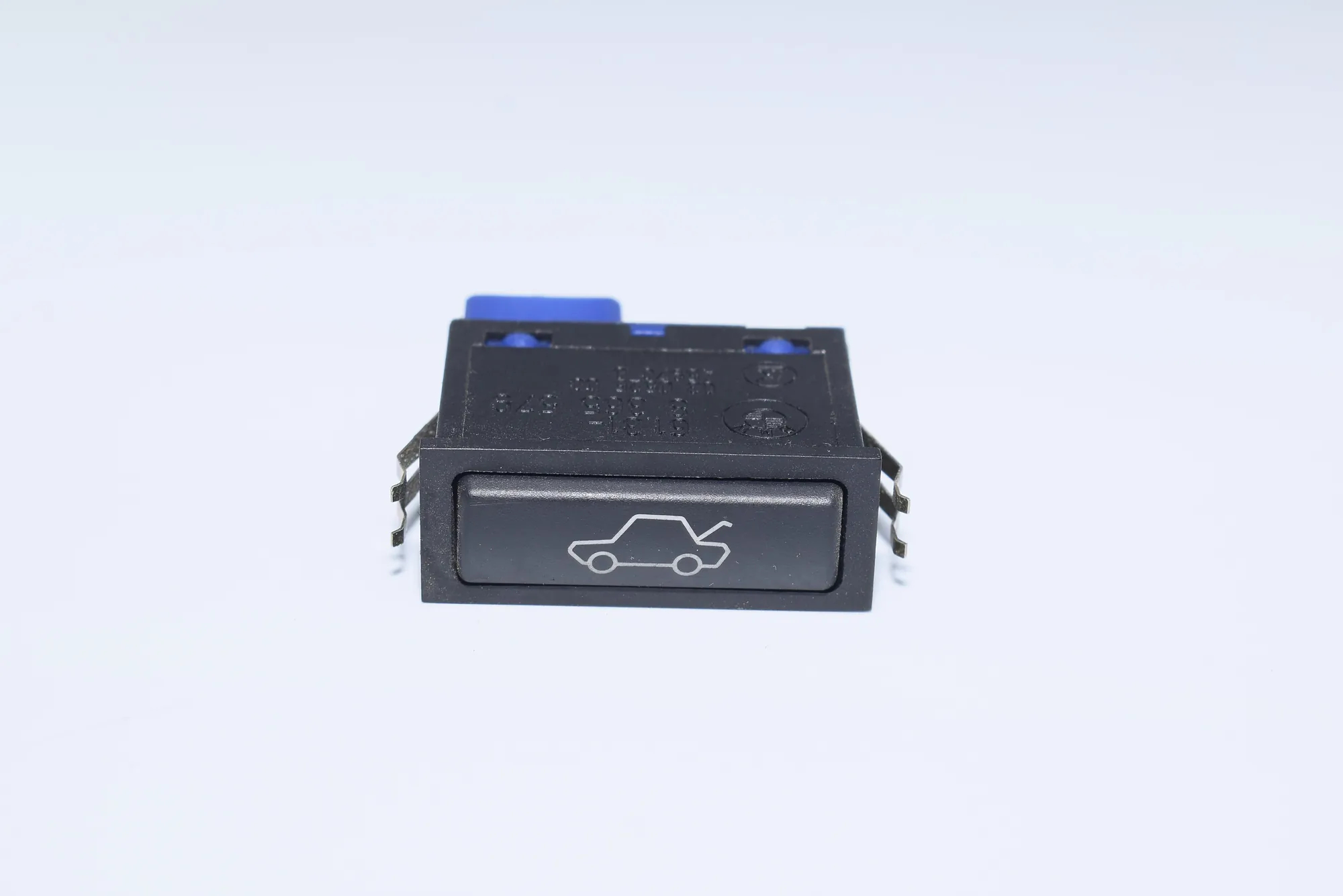 Switches – OEM 8365579 · BMW 5 Touring (E39) 530 d 2001 – 2