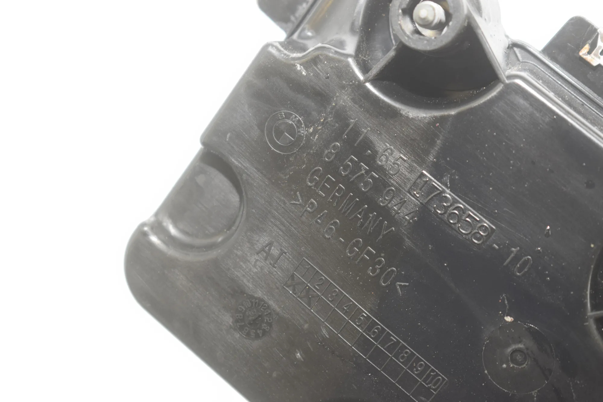 Vacuum Valve – OEM 8575944 · BMW 7 (G11, G12) 750 d, Ld xDrive 2016 – 4