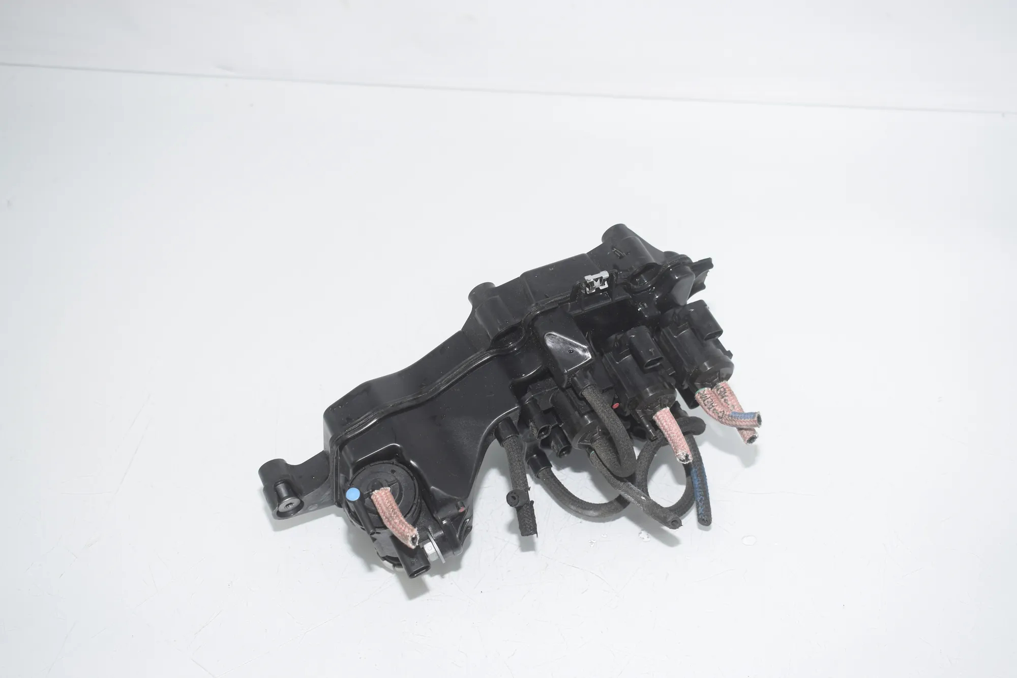 Vacuum Valve – OEM 8575944 · BMW 7 (G11, G12) 750 d, Ld xDrive 2016 – 2