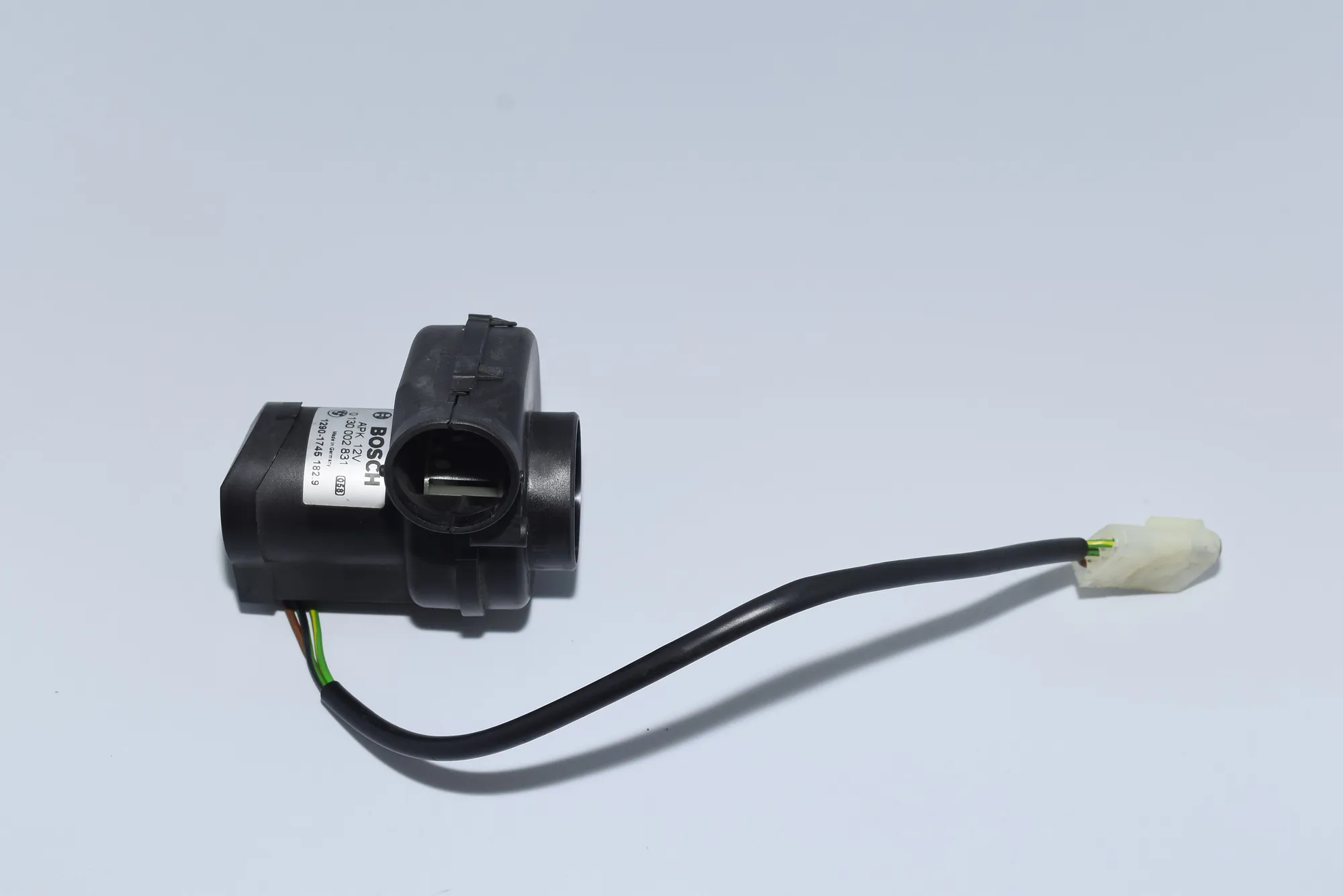 Other Control Units – OEM 0130002831 · BMW 5 Touring (E39) 530 d 2001 – 4