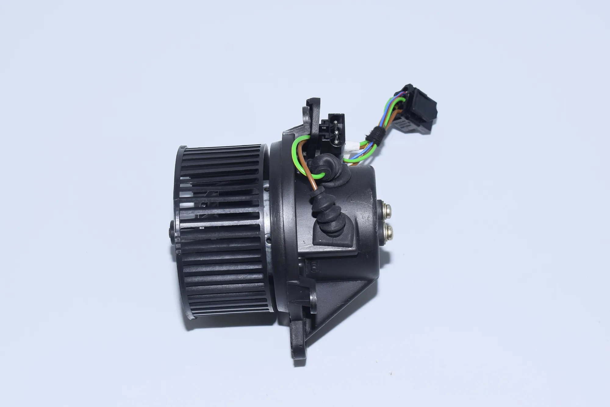 Heater Blower Fan – OEM 9461252 · BMW X5 (E53) 4.6 is 2002