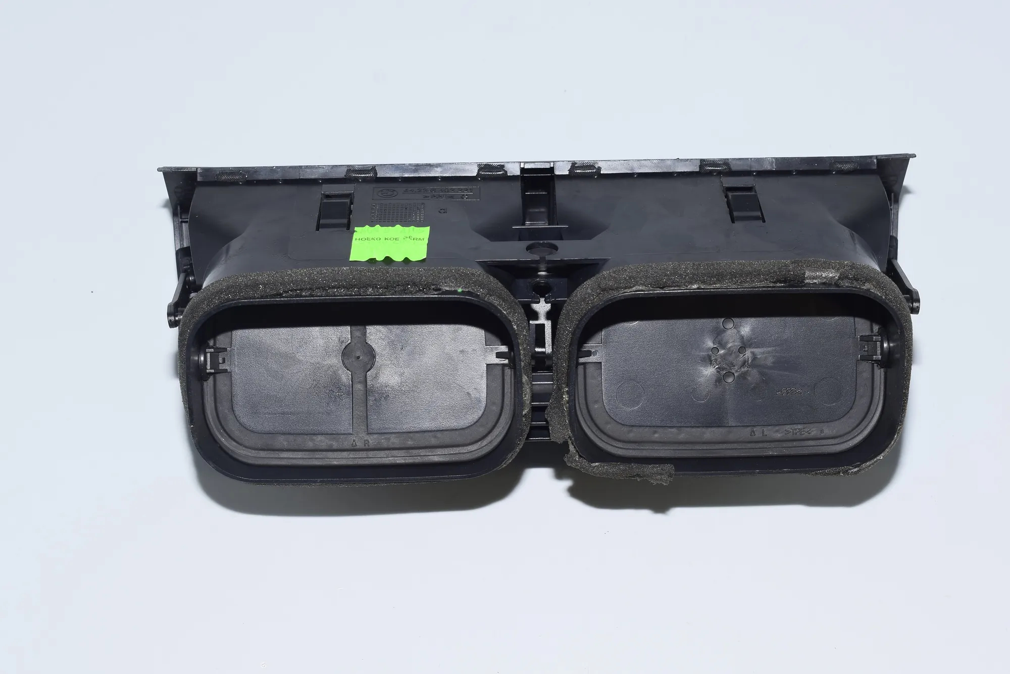 Dashboard Air Vents – OEM 8402221 · BMW X5 (E53) 4.6 is 2002 – 5