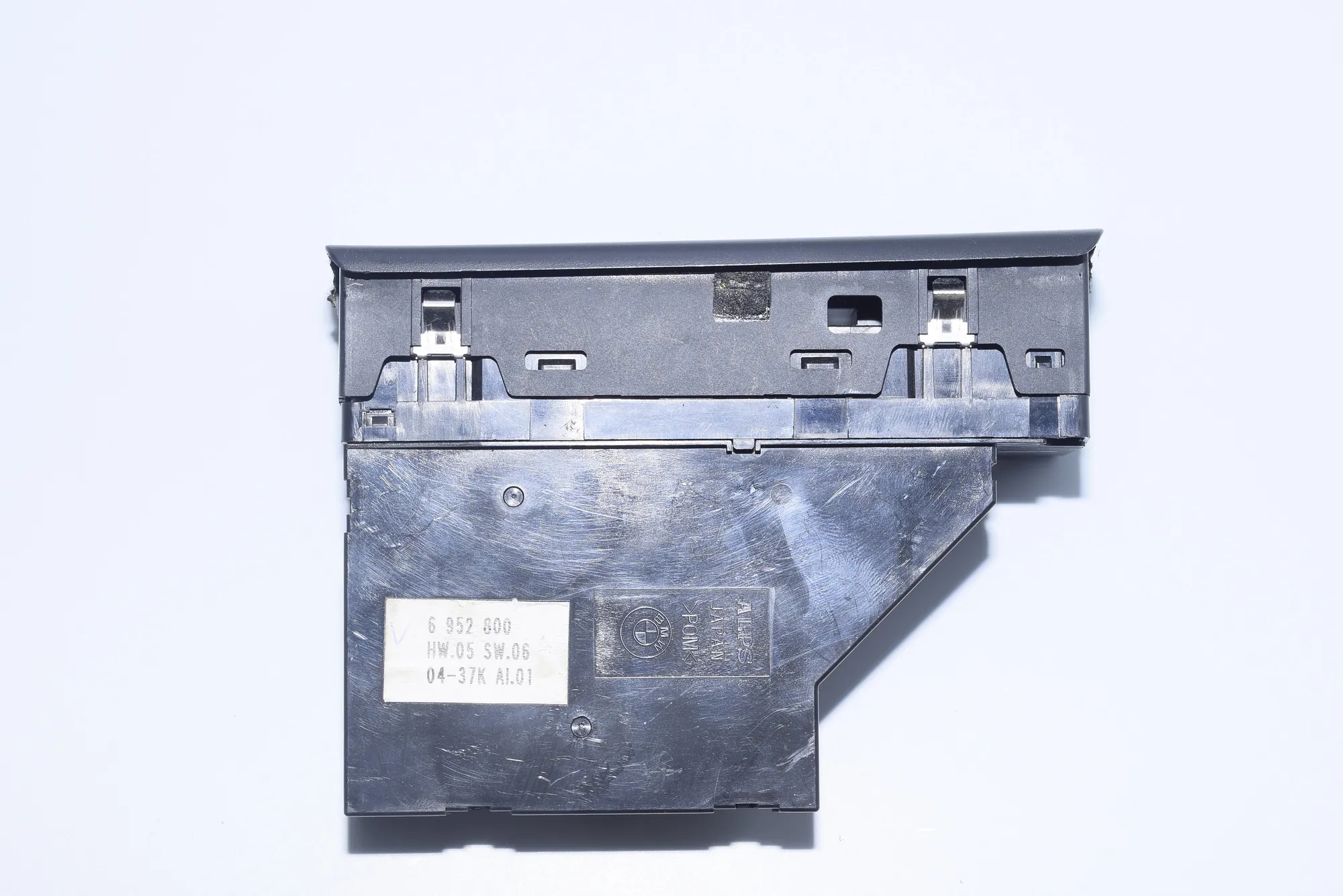 Front Left Door Window Switch – OEM 6952800 · BMW X5 (E53) 4.6 is 2002 – 2