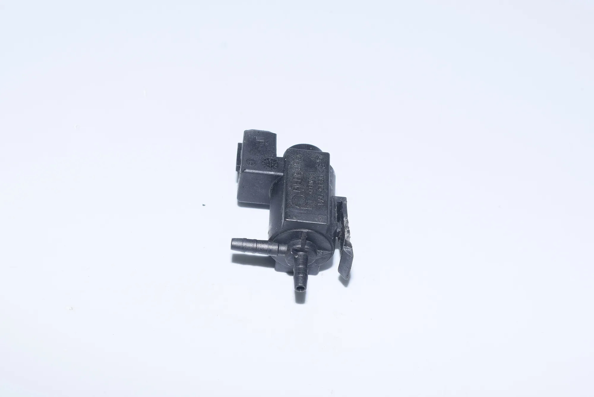 Solenoid Valve – OEM 1742712 · BMW 5 Touring (E39) 530 d 2000 – 3