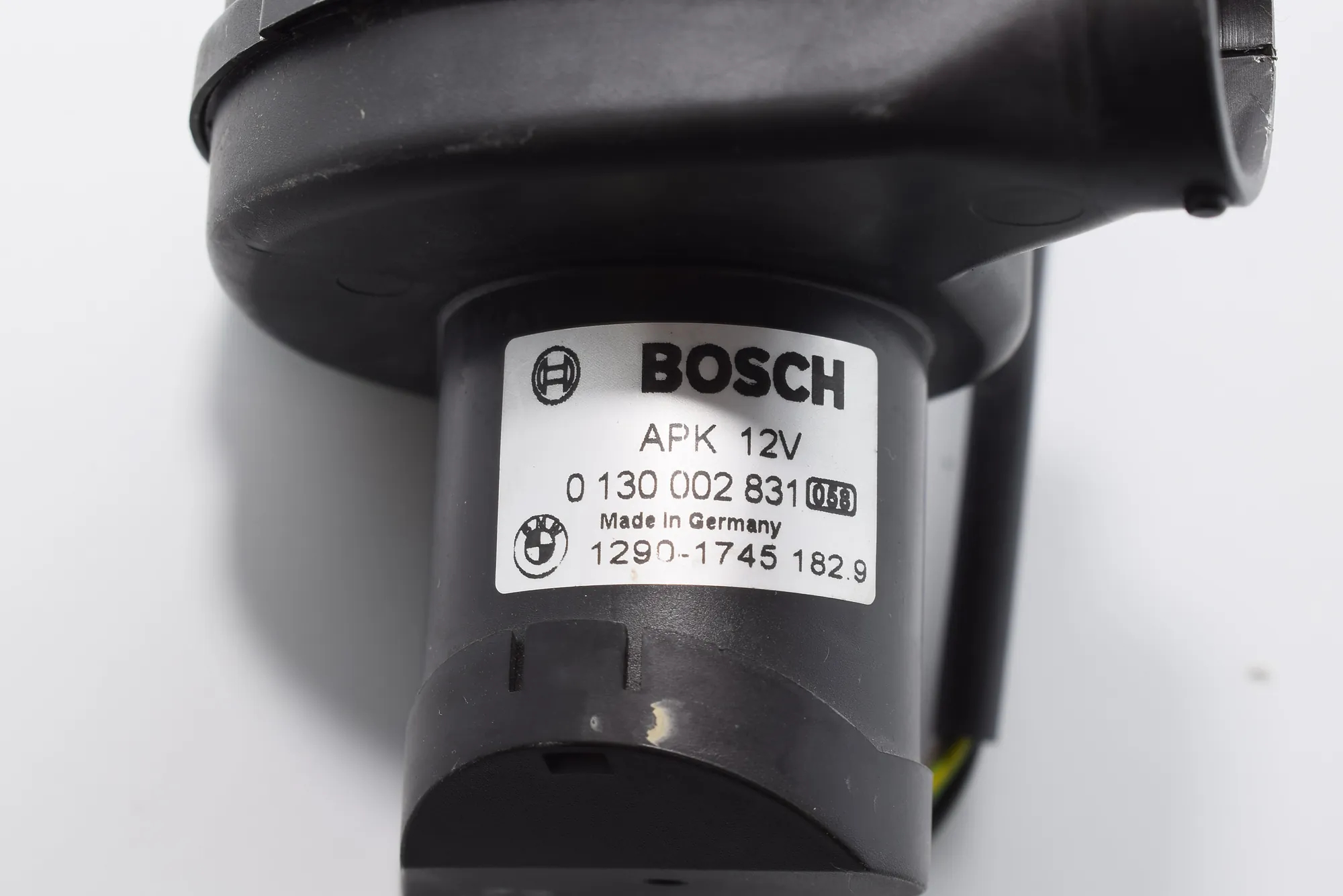 Other Control Units – OEM 0130002831 · BMW 5 Touring (E39) 530 d 2000 – 5