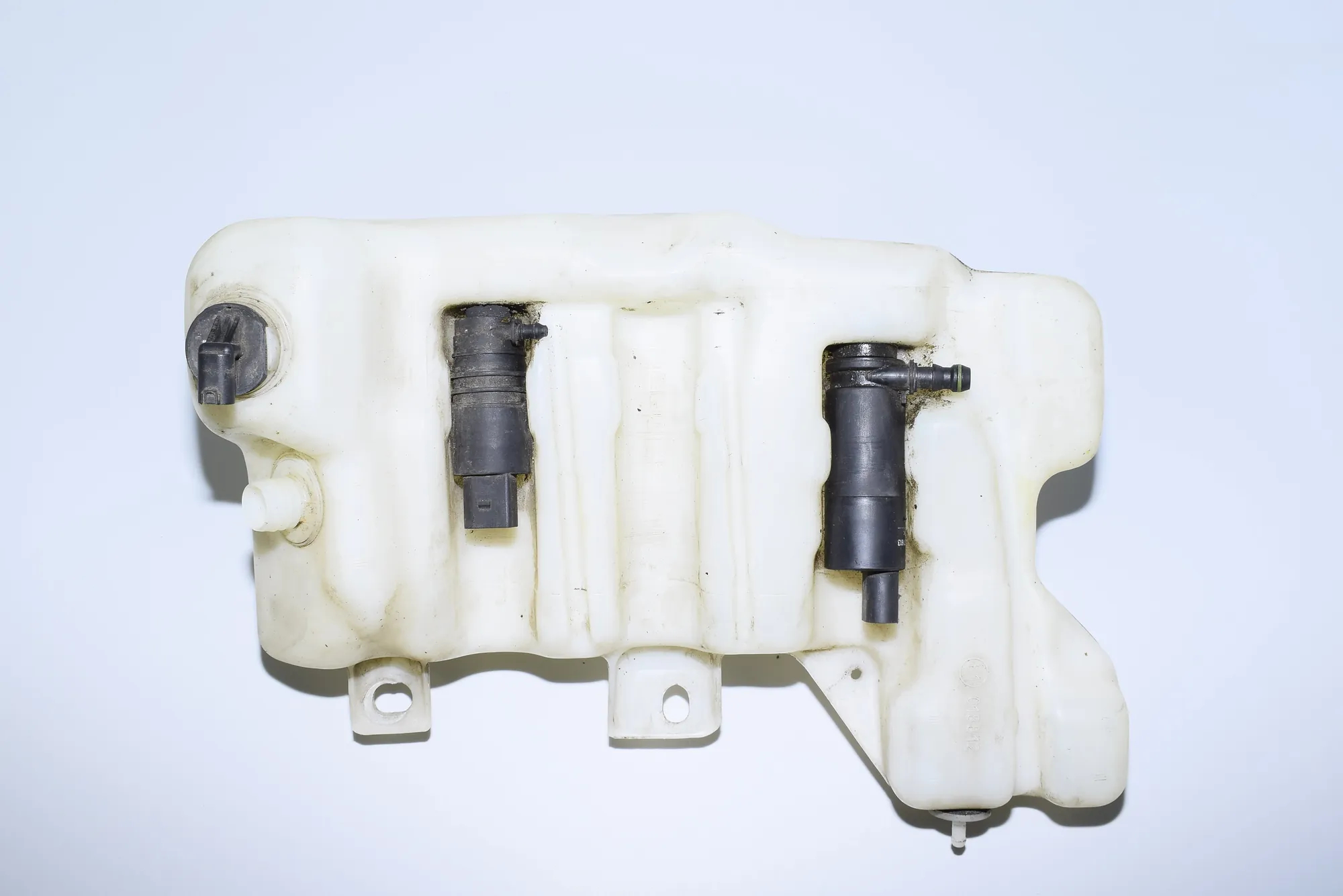 Window Washer Tank – OEM 8364941 · BMW 5 Touring (E39) 530 d 2000 – 2