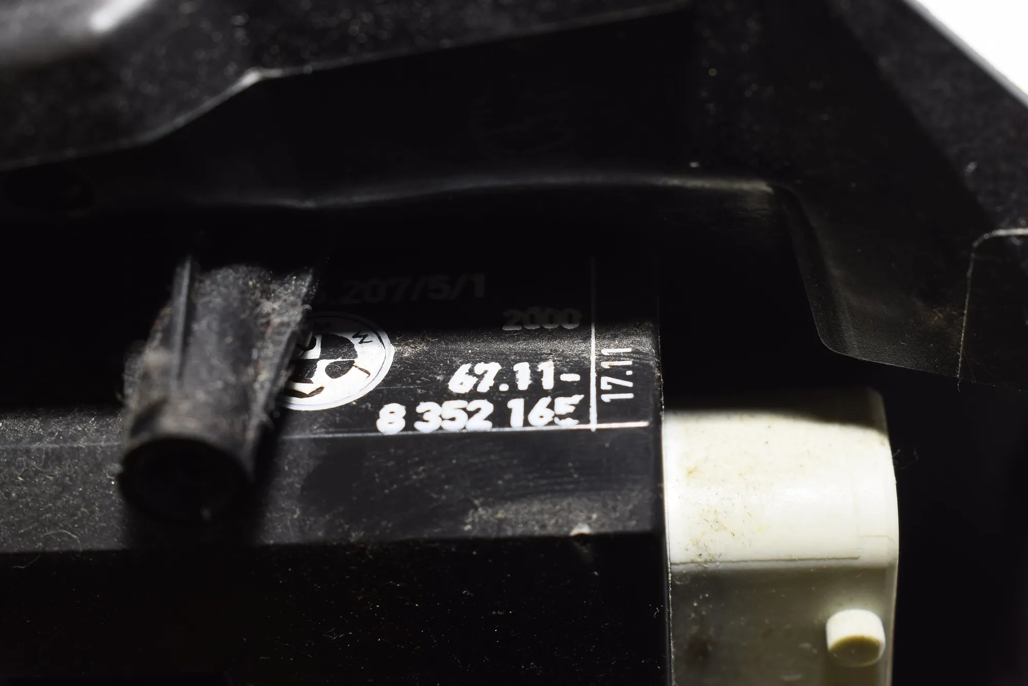 Front Left Door Lock – OEM 8352165 · BMW 5 Touring (E39) 530 d 2000 – 6