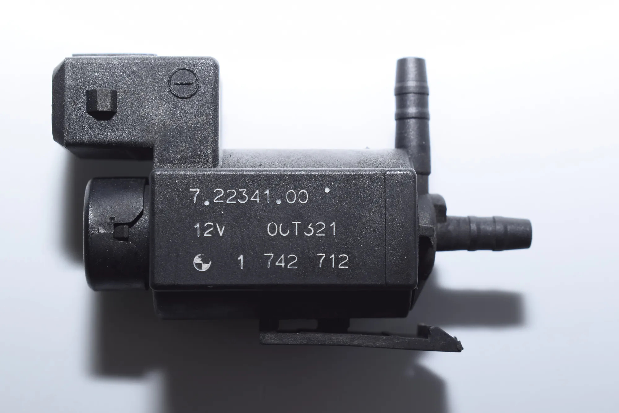 Solenoid Valve – OEM 1742712 · BMW 5 Touring (E39) 530 d 2000