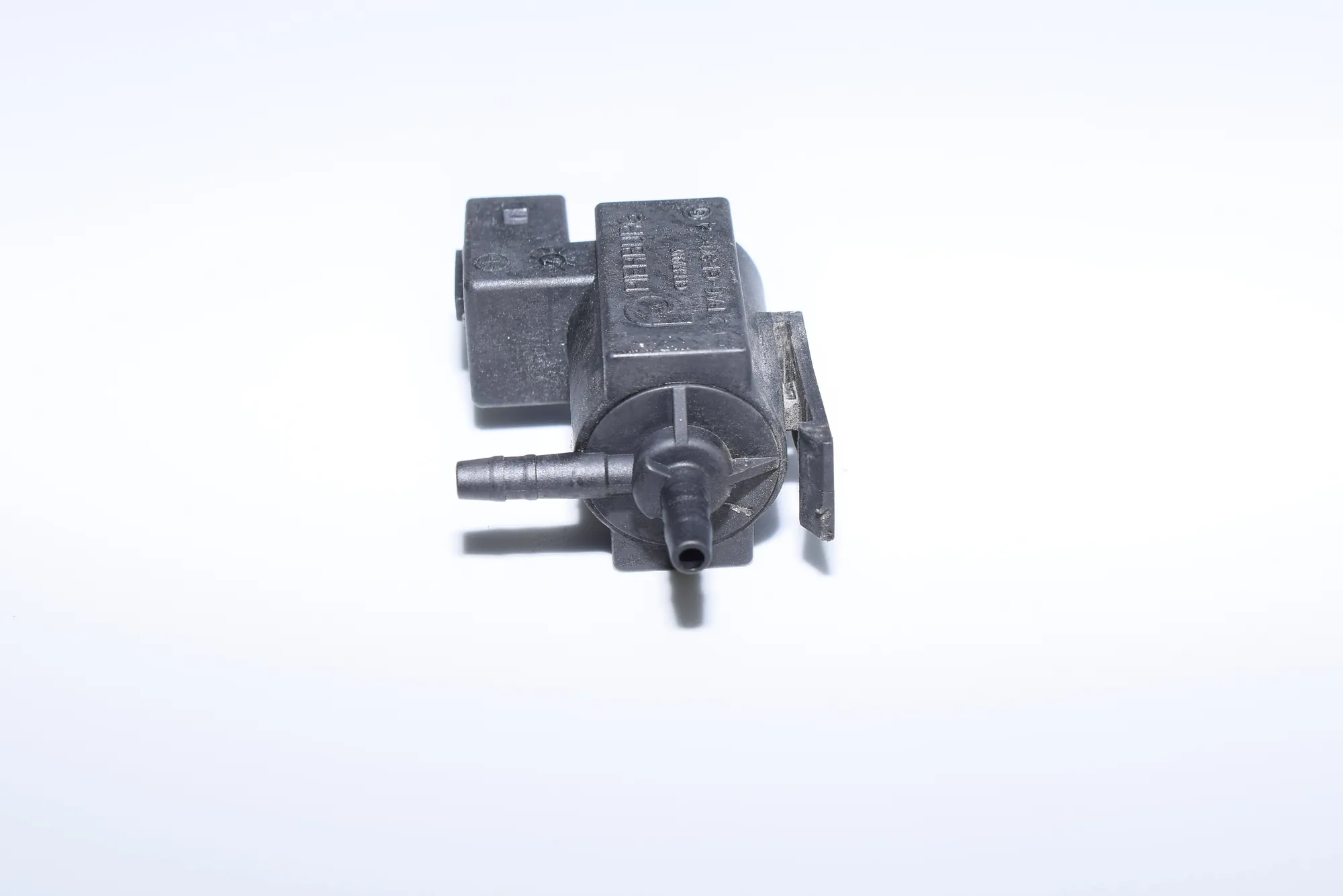 Solenoid Valve – OEM 1742712 · BMW 5 Touring (E39) 530 d 2000 – 5